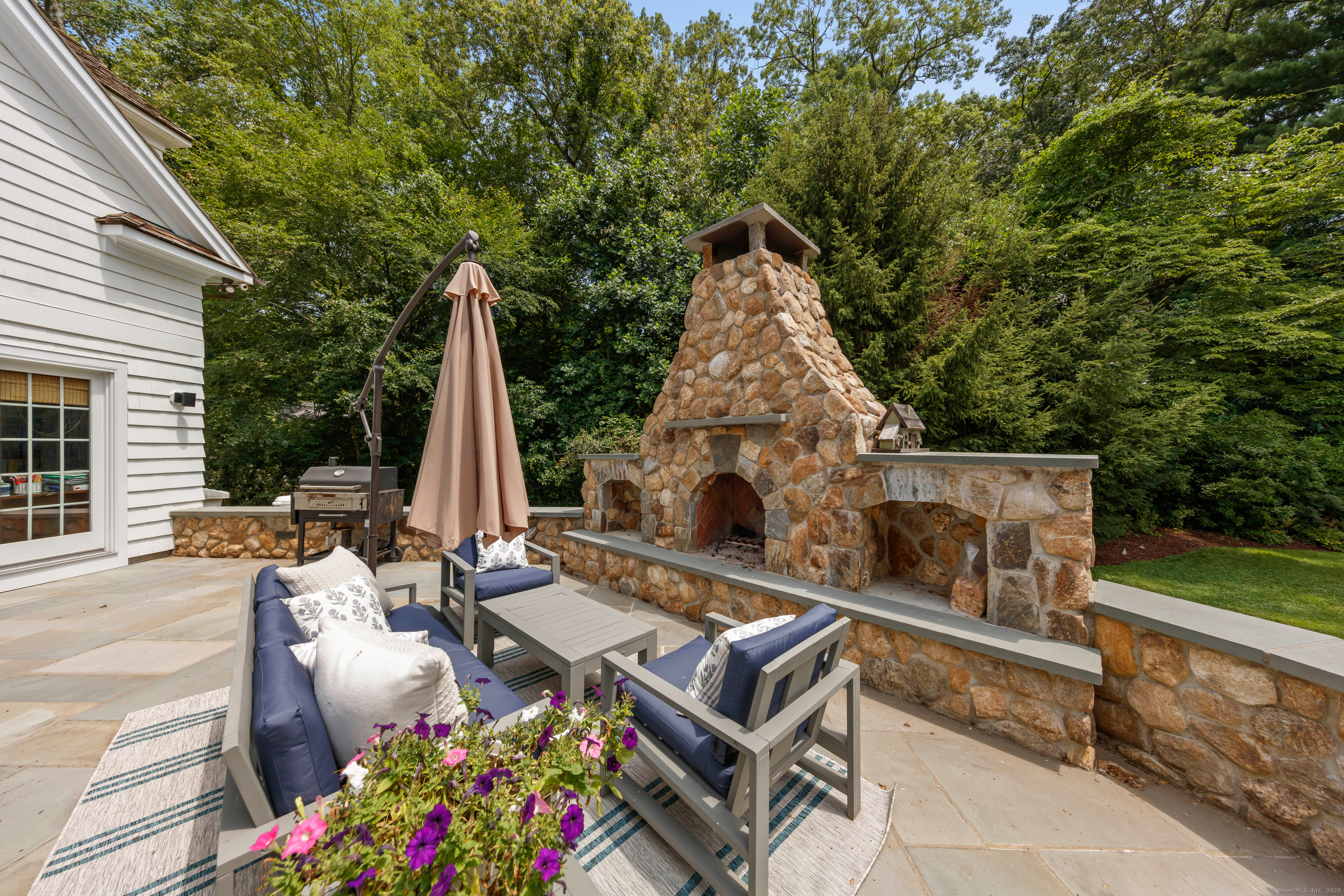 85 Old Oaks Road