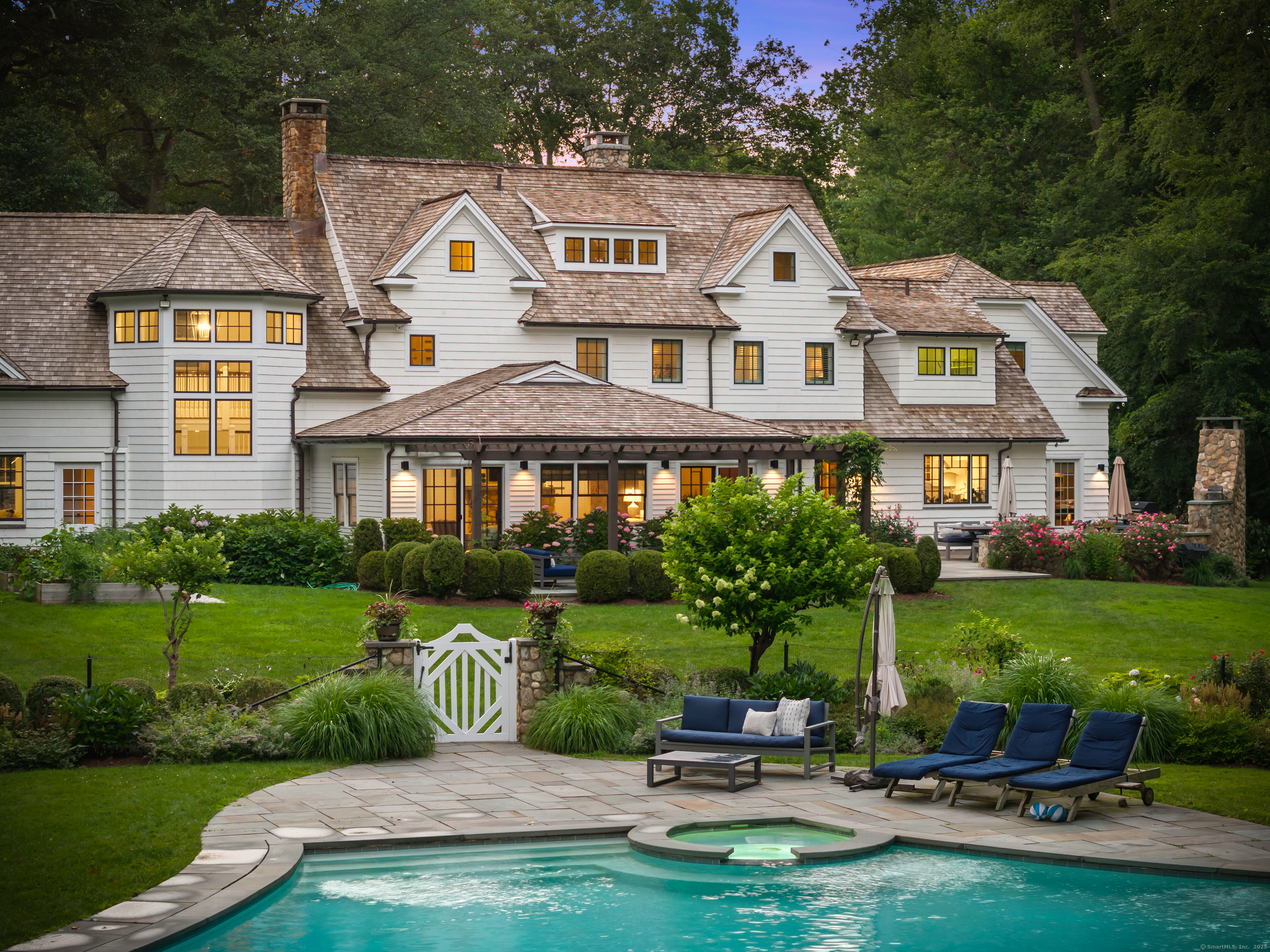 85 Old Oaks Road