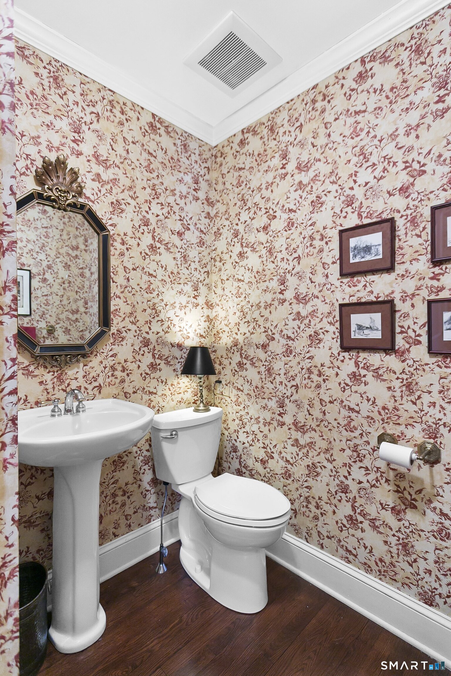 3674 Congress Street