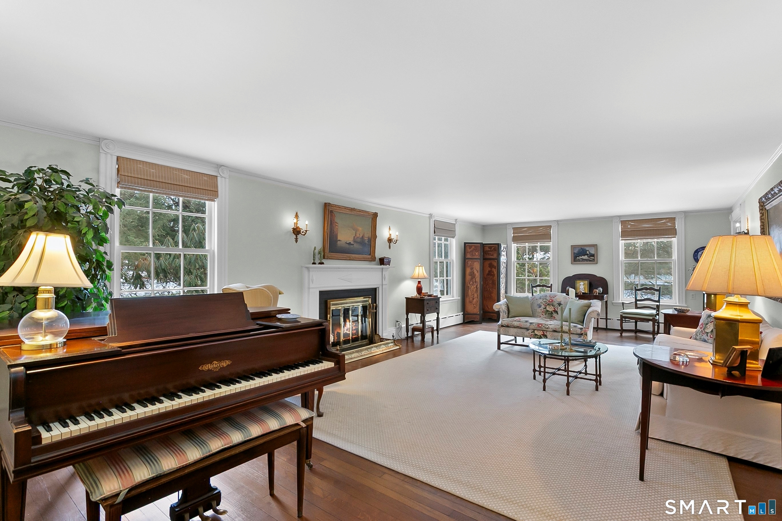 3674 Congress Street