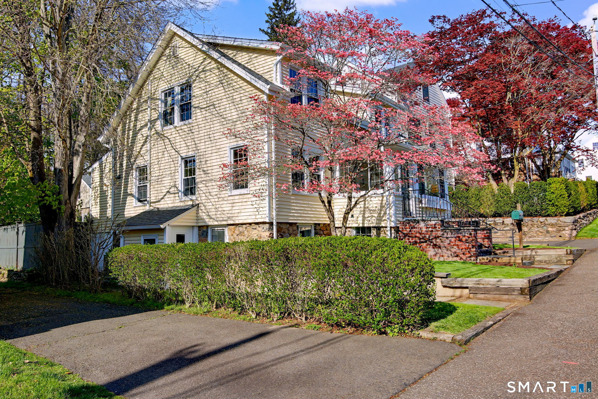 14 Henry Street