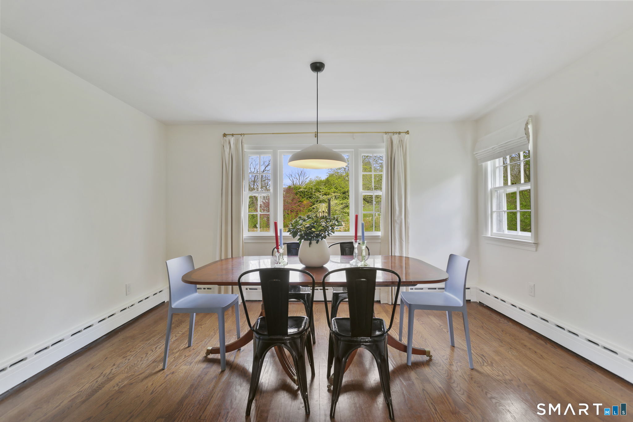 39 Kings Highway North