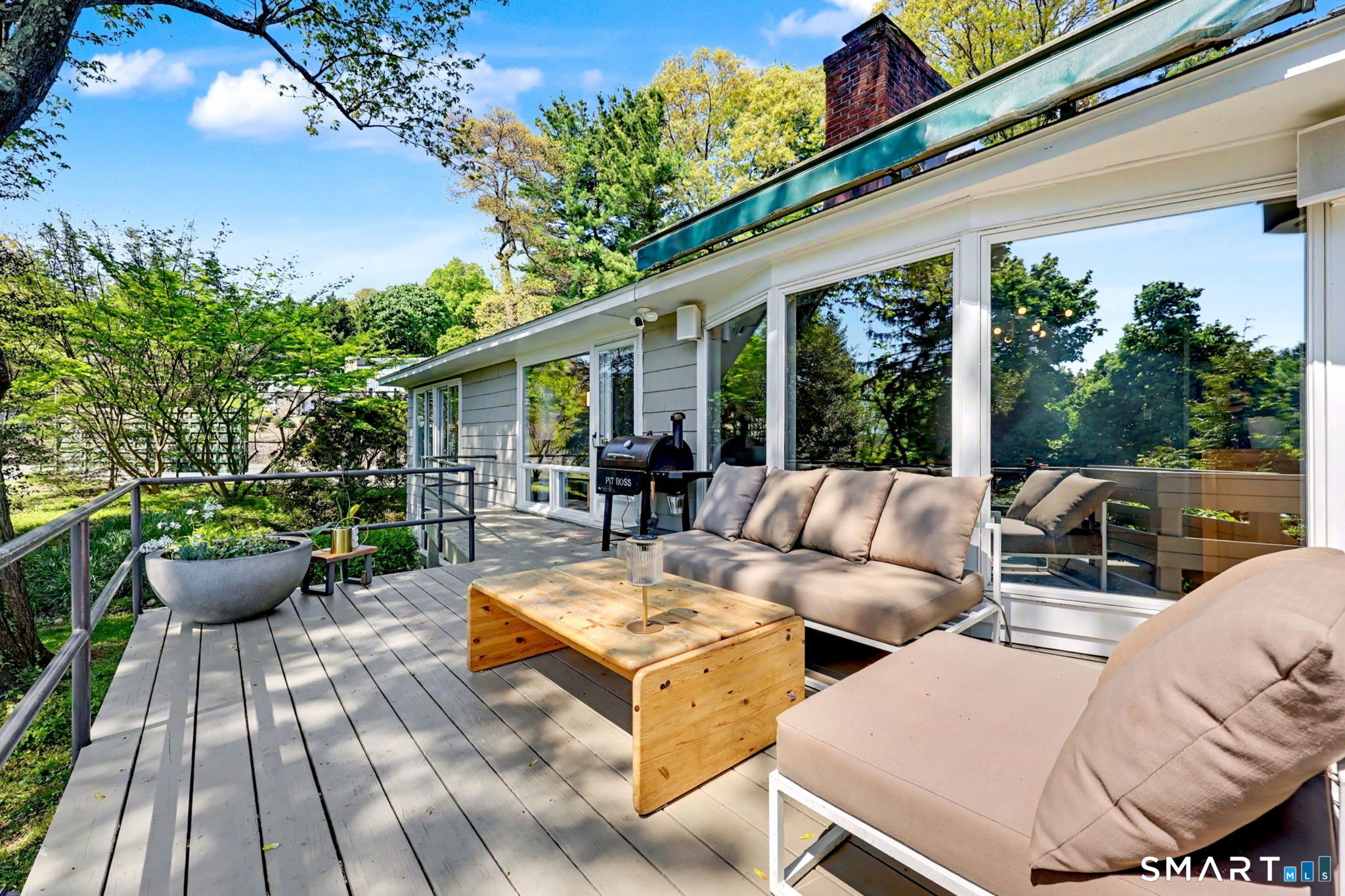 211 High Meadow Road