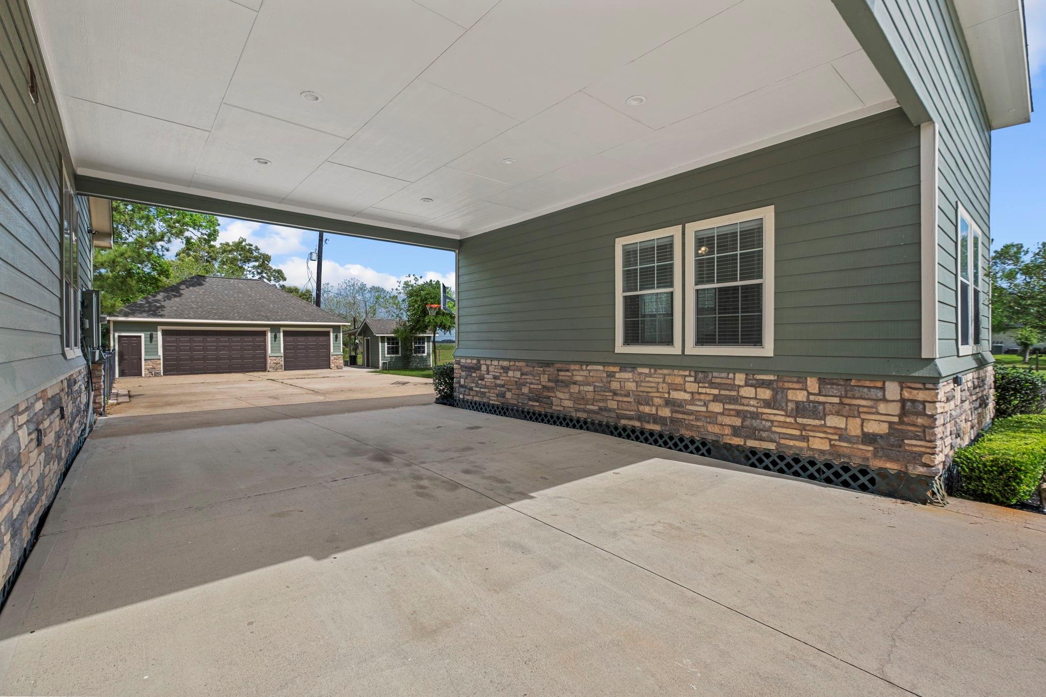 4710 Saddle Drive