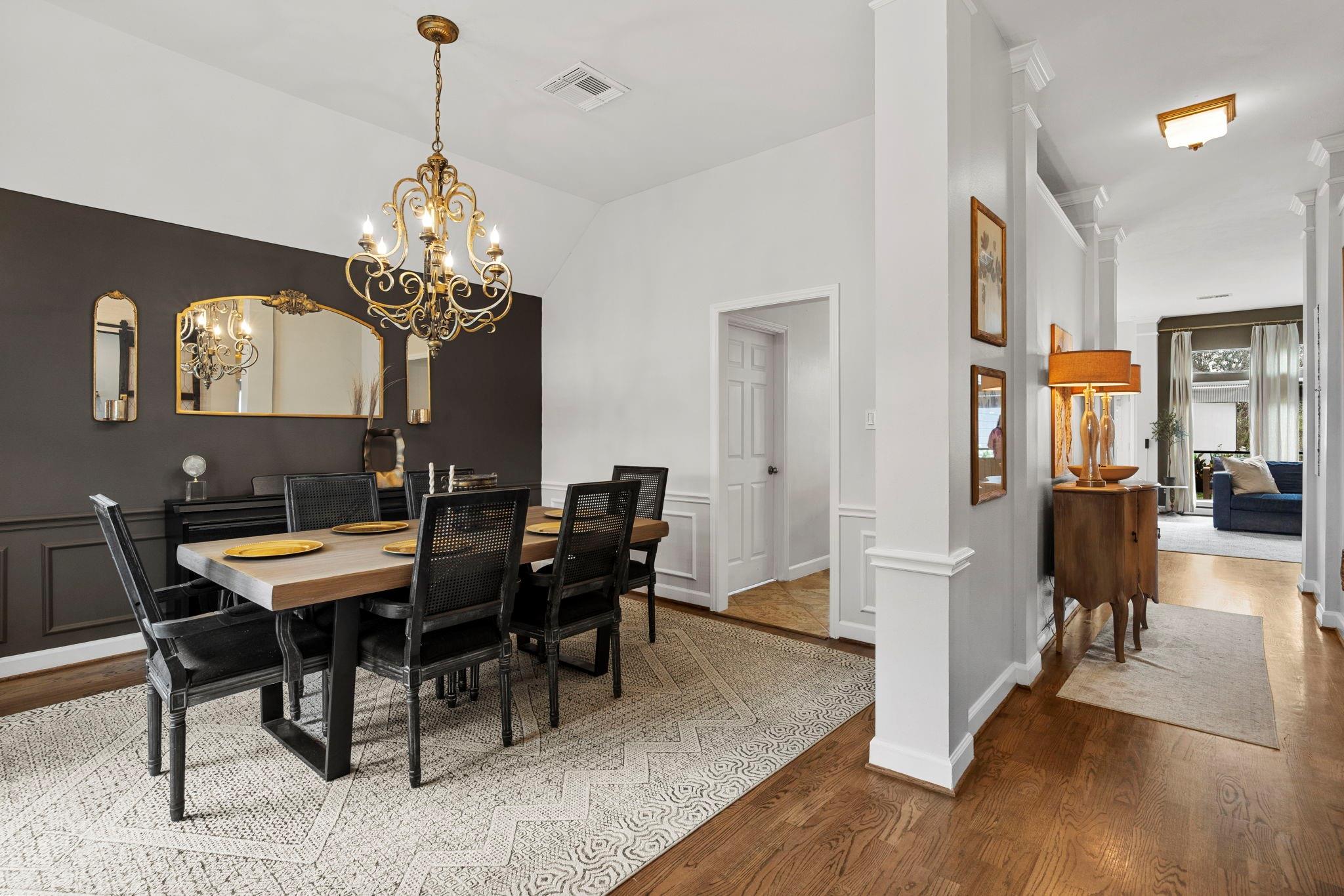 2718 Five Oaks Drive