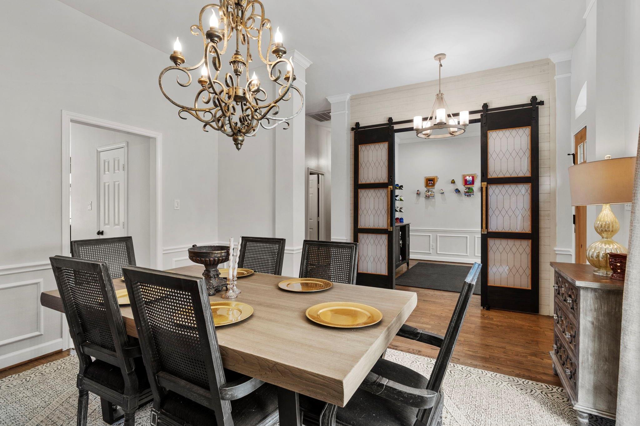 2718 Five Oaks Drive