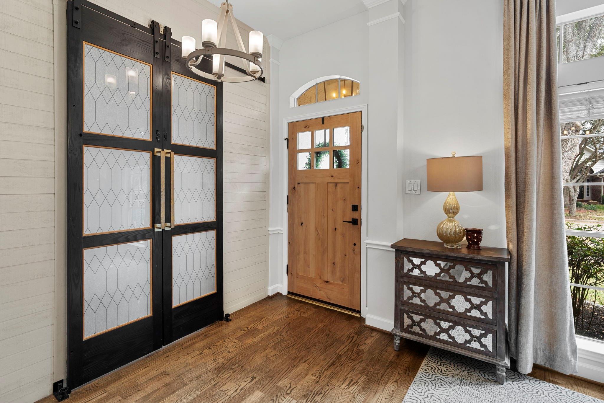 2718 Five Oaks Drive