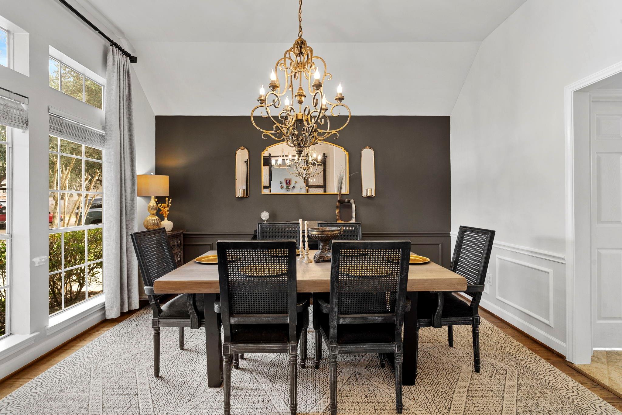 2718 Five Oaks Drive