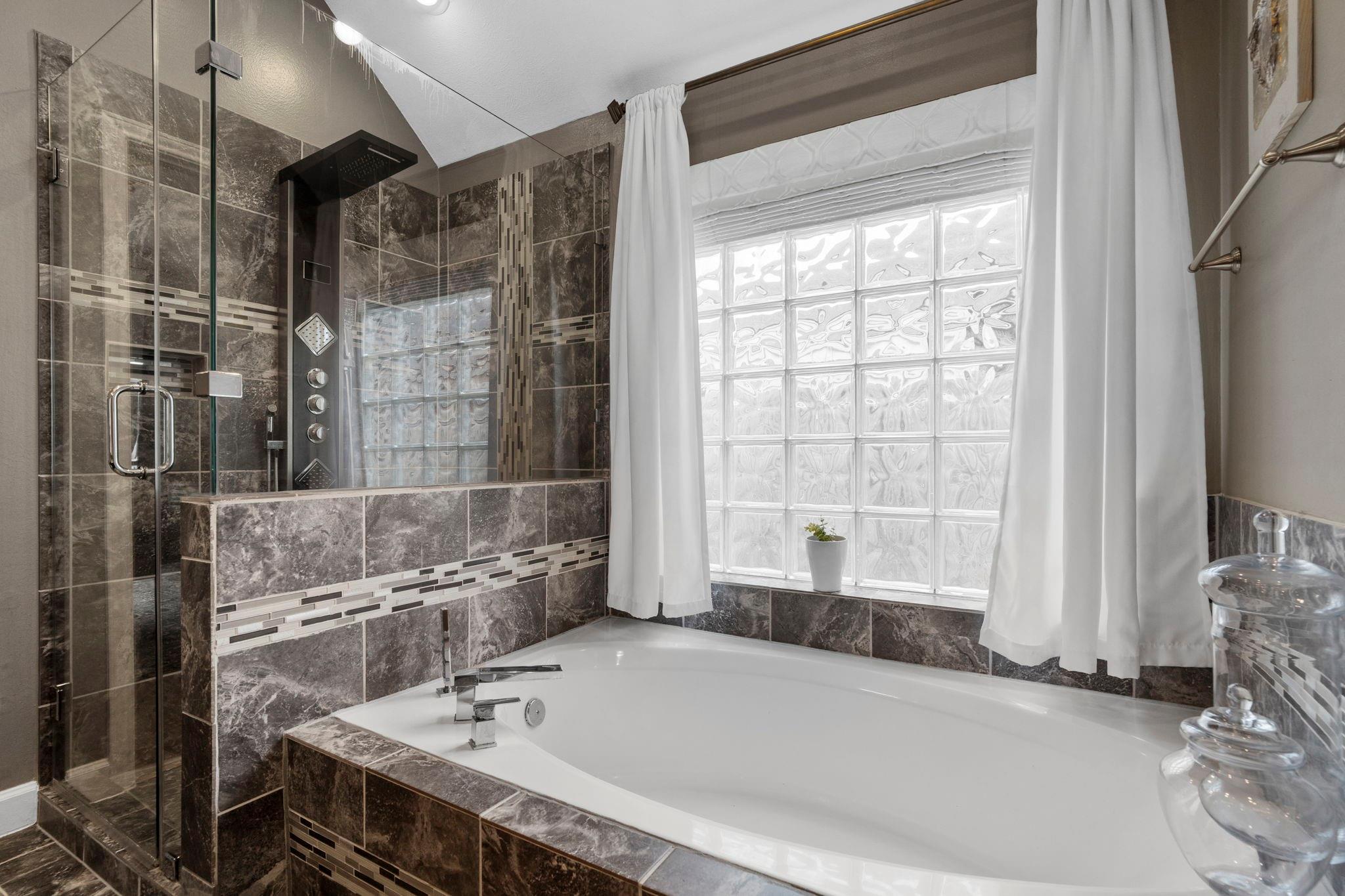 2718 Five Oaks Drive