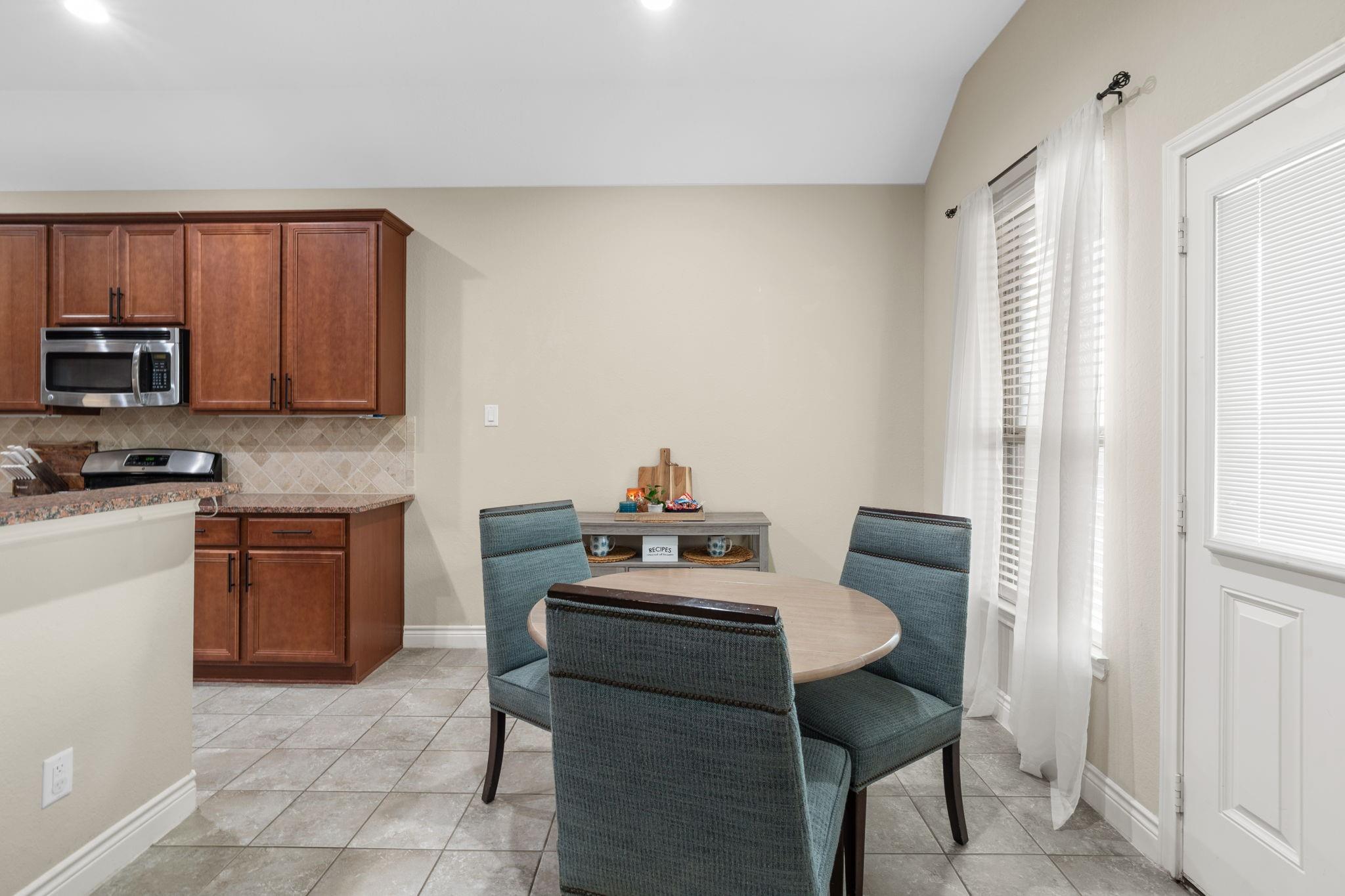 4926 Magnolia Bend Drive