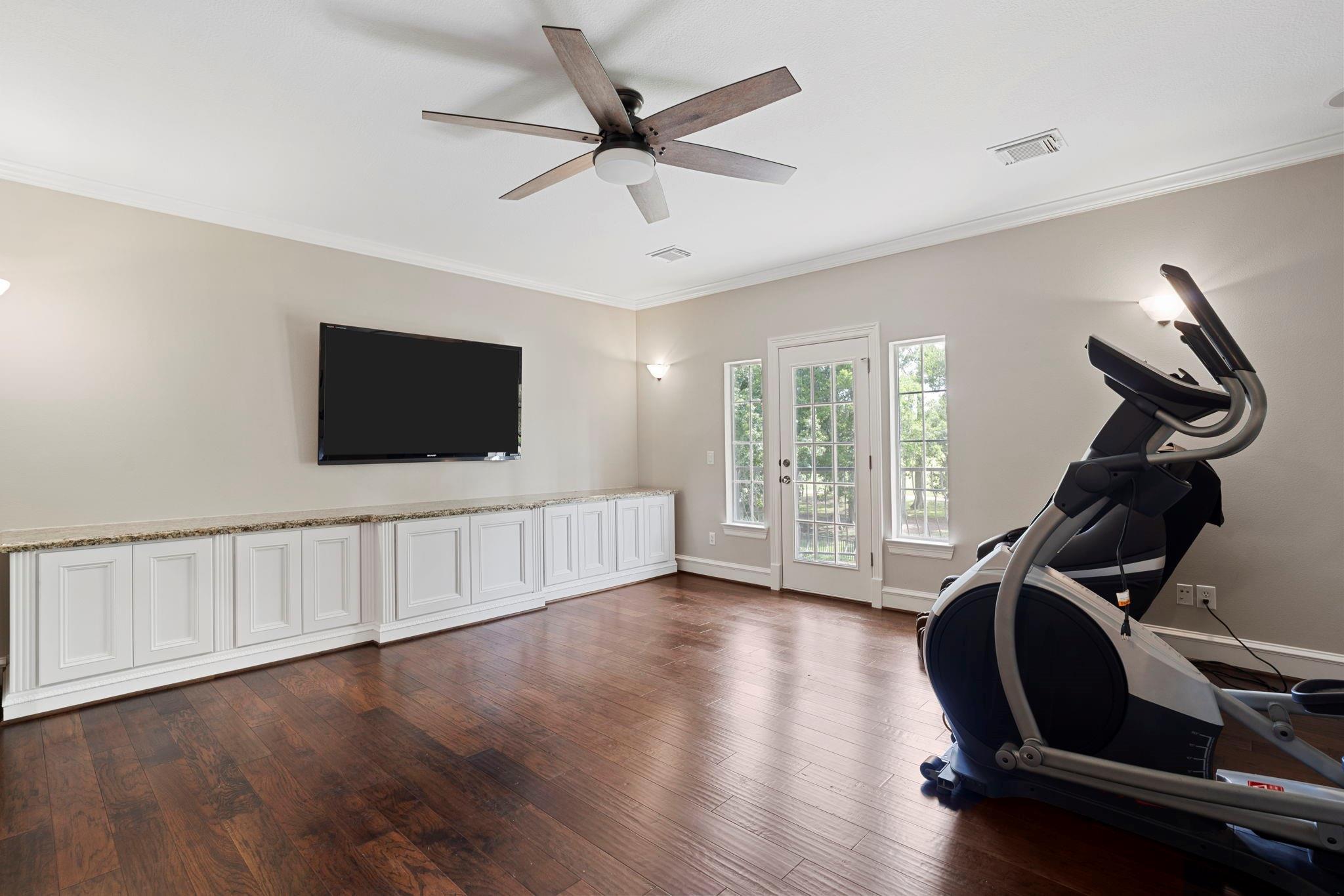 26 Commanders Point