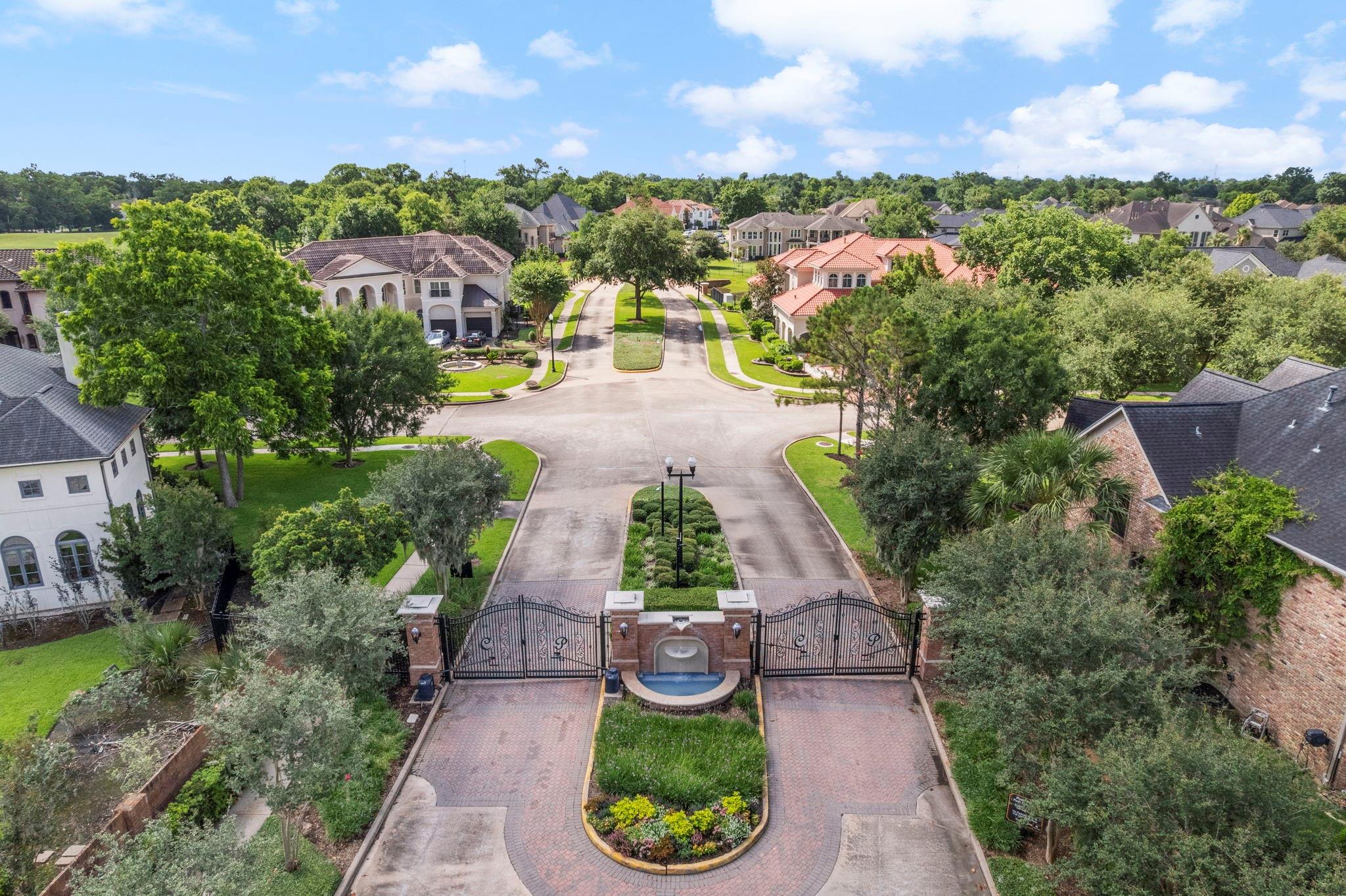 26 Commanders Point