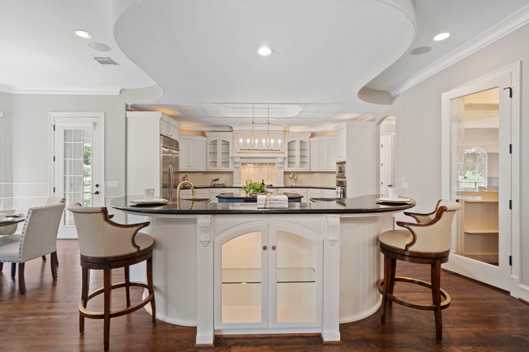 26 Commanders Point