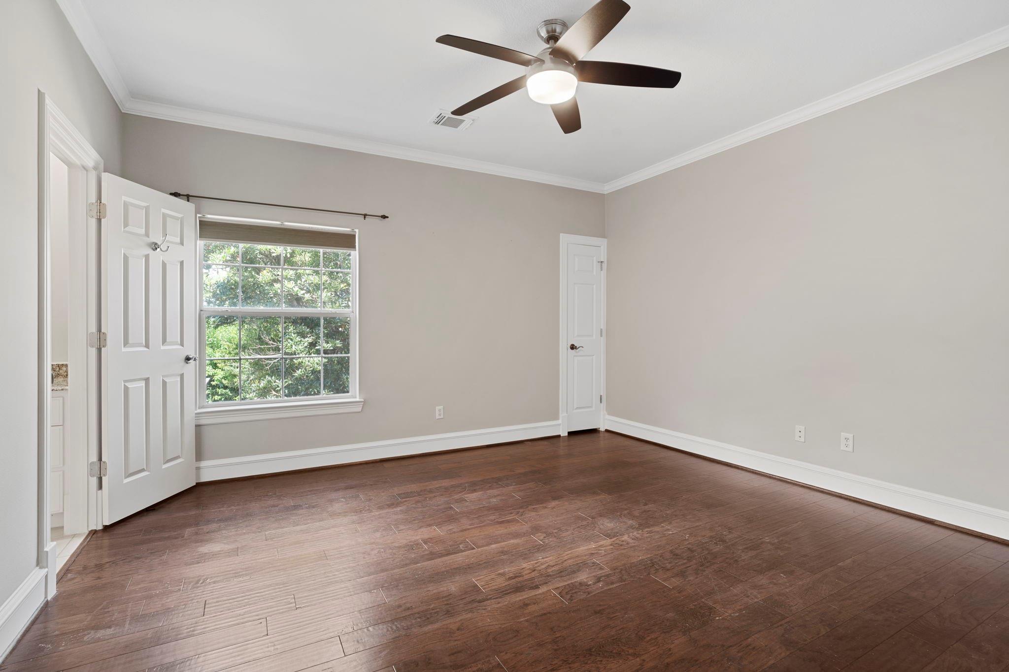 26 Commanders Point