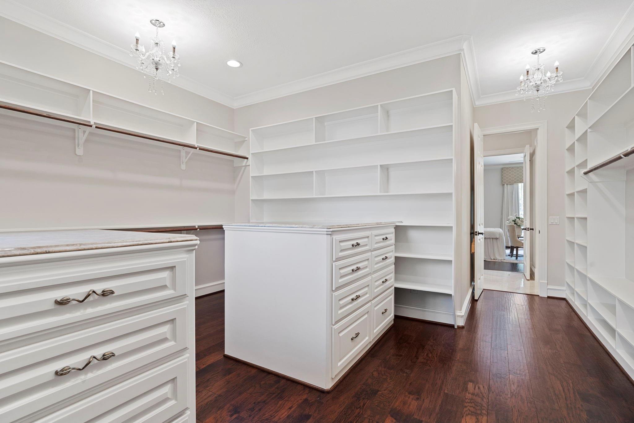 26 Commanders Point