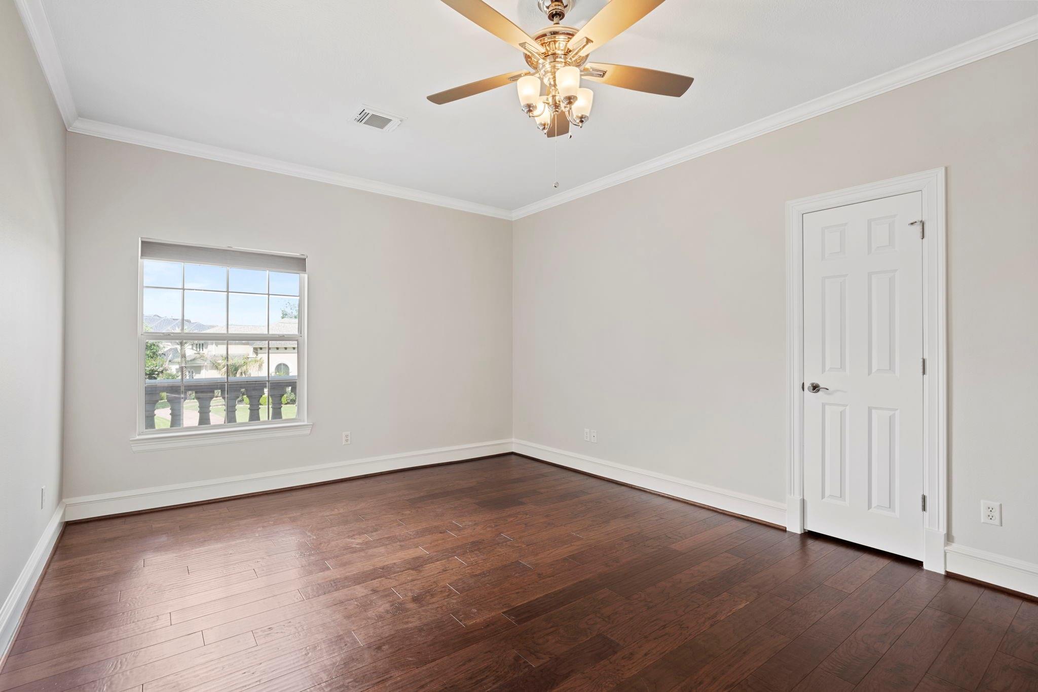 26 Commanders Point