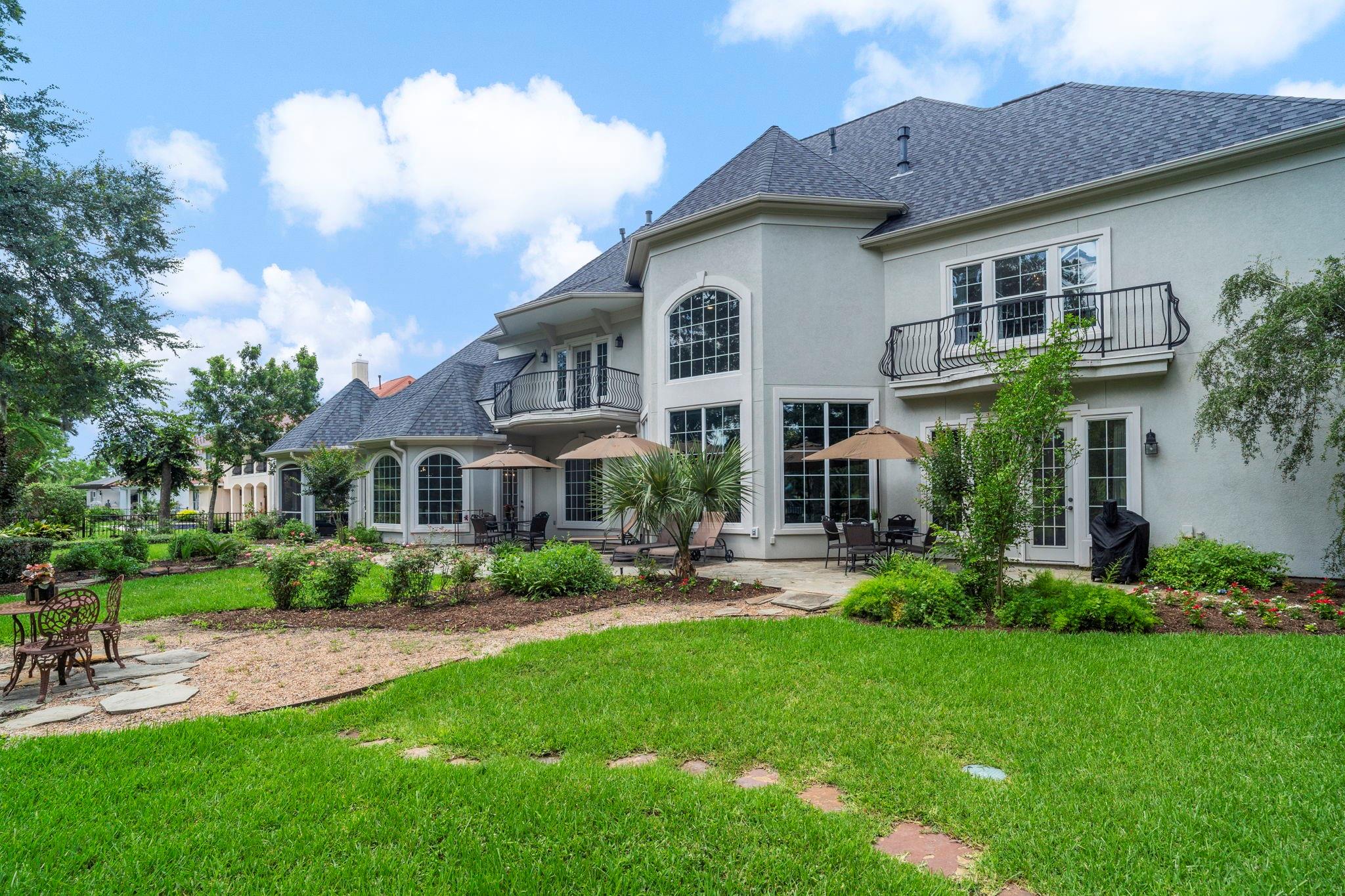 26 Commanders Point