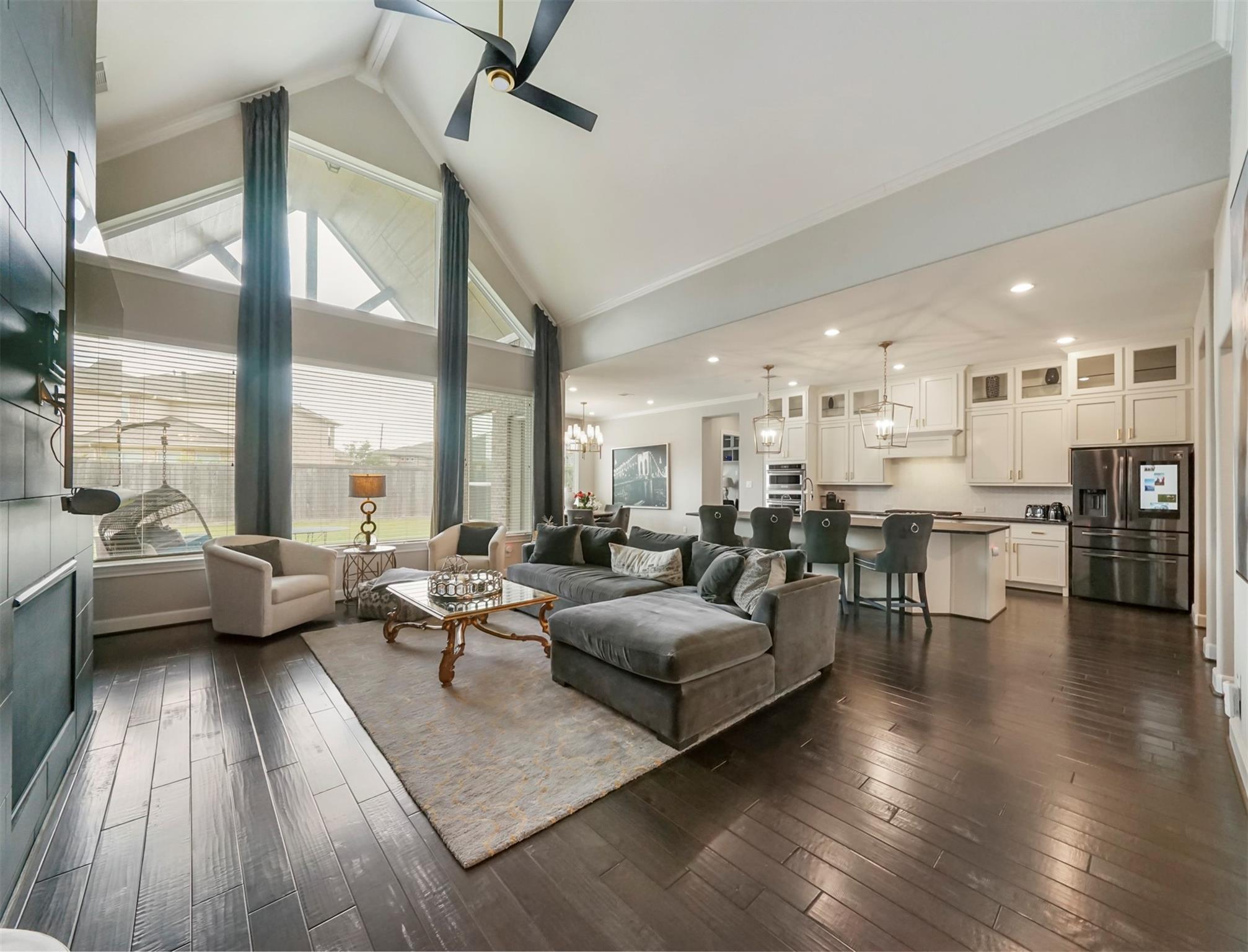 27 Crown Trail