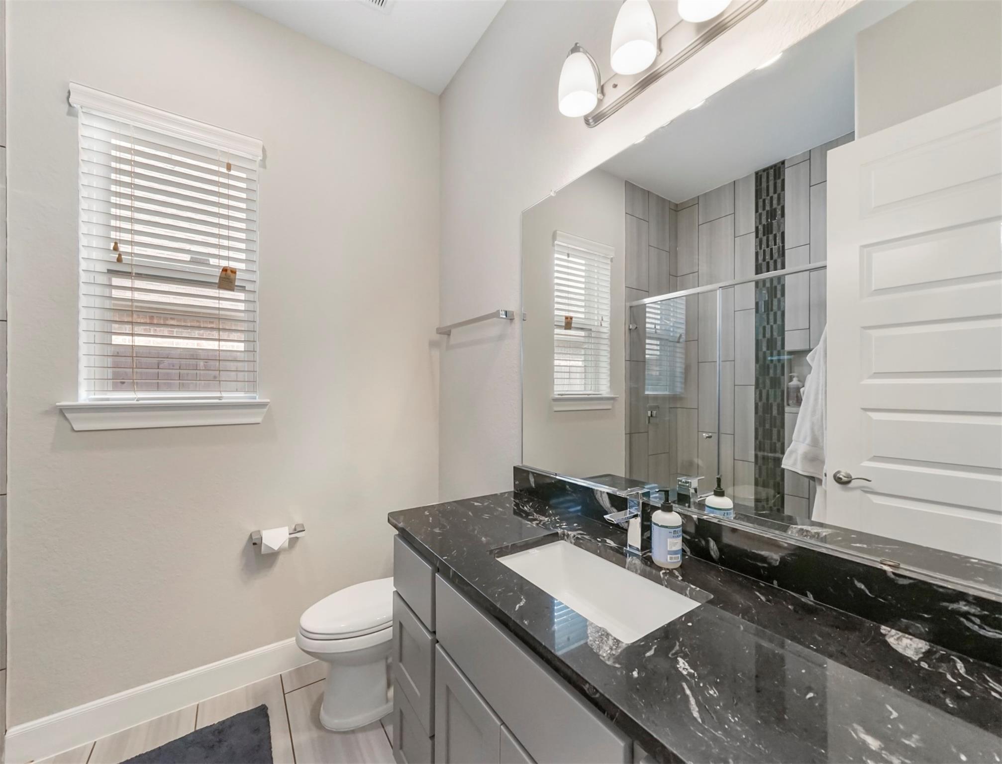 27 Crown Trail