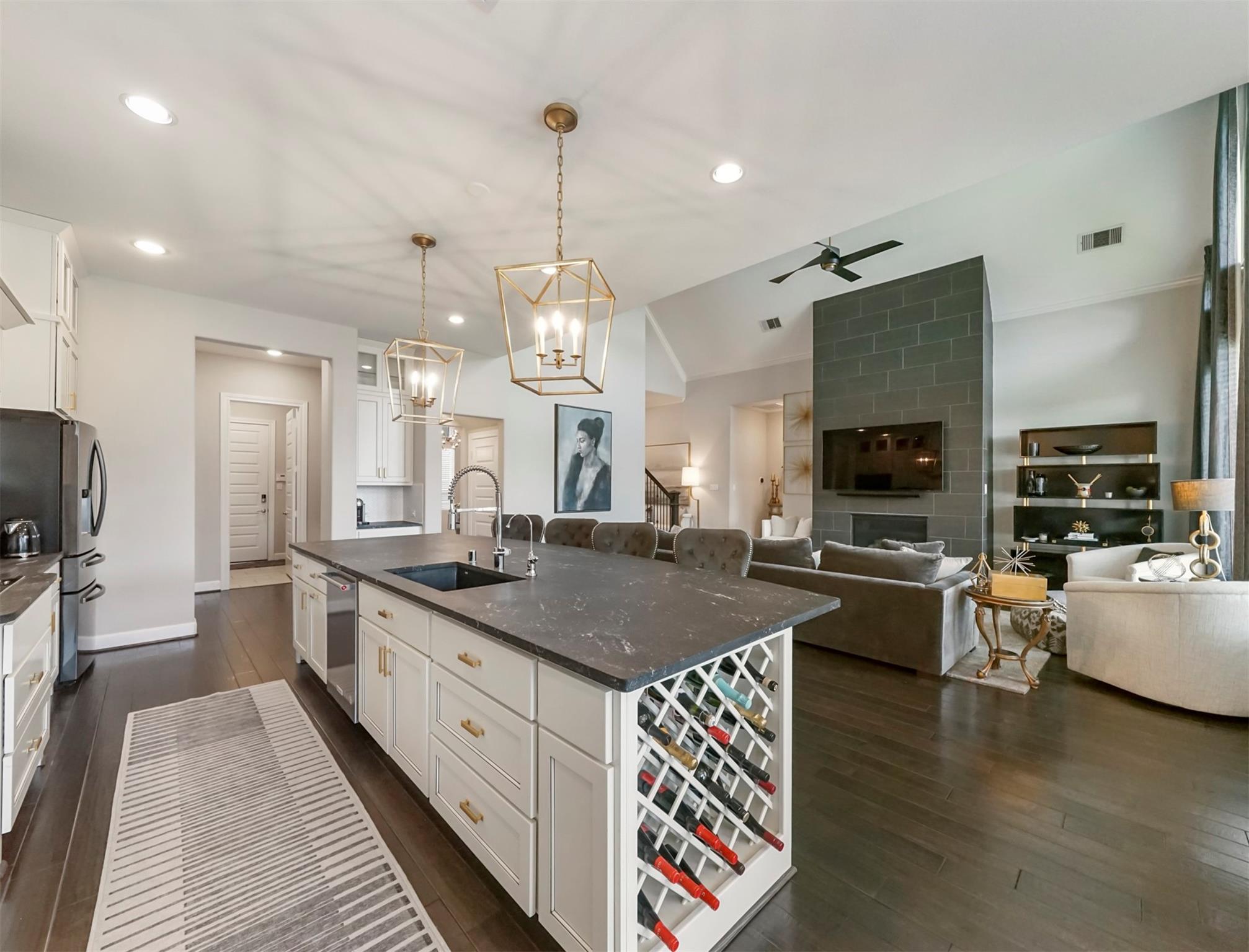 27 Crown Trail