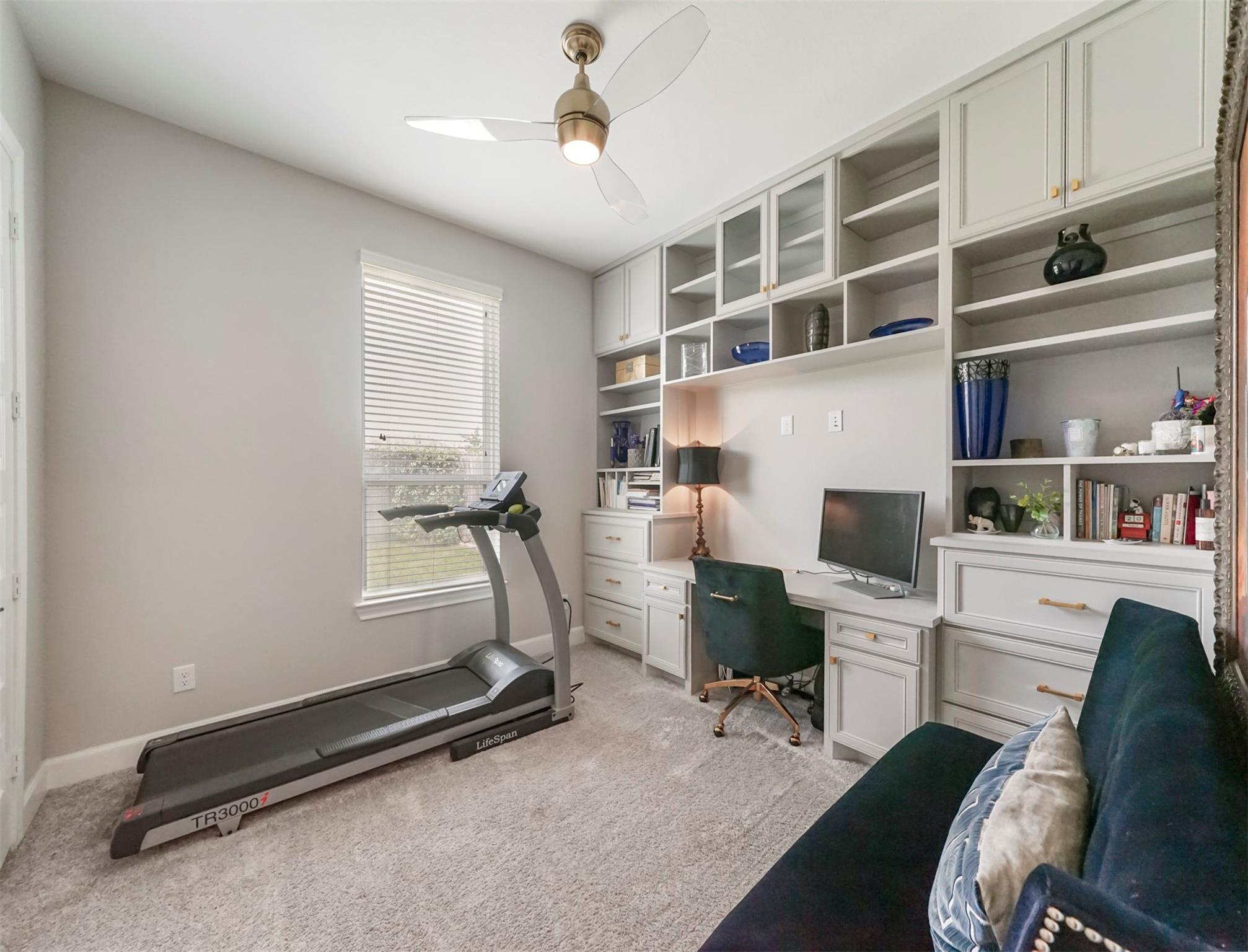 27 Crown Trail