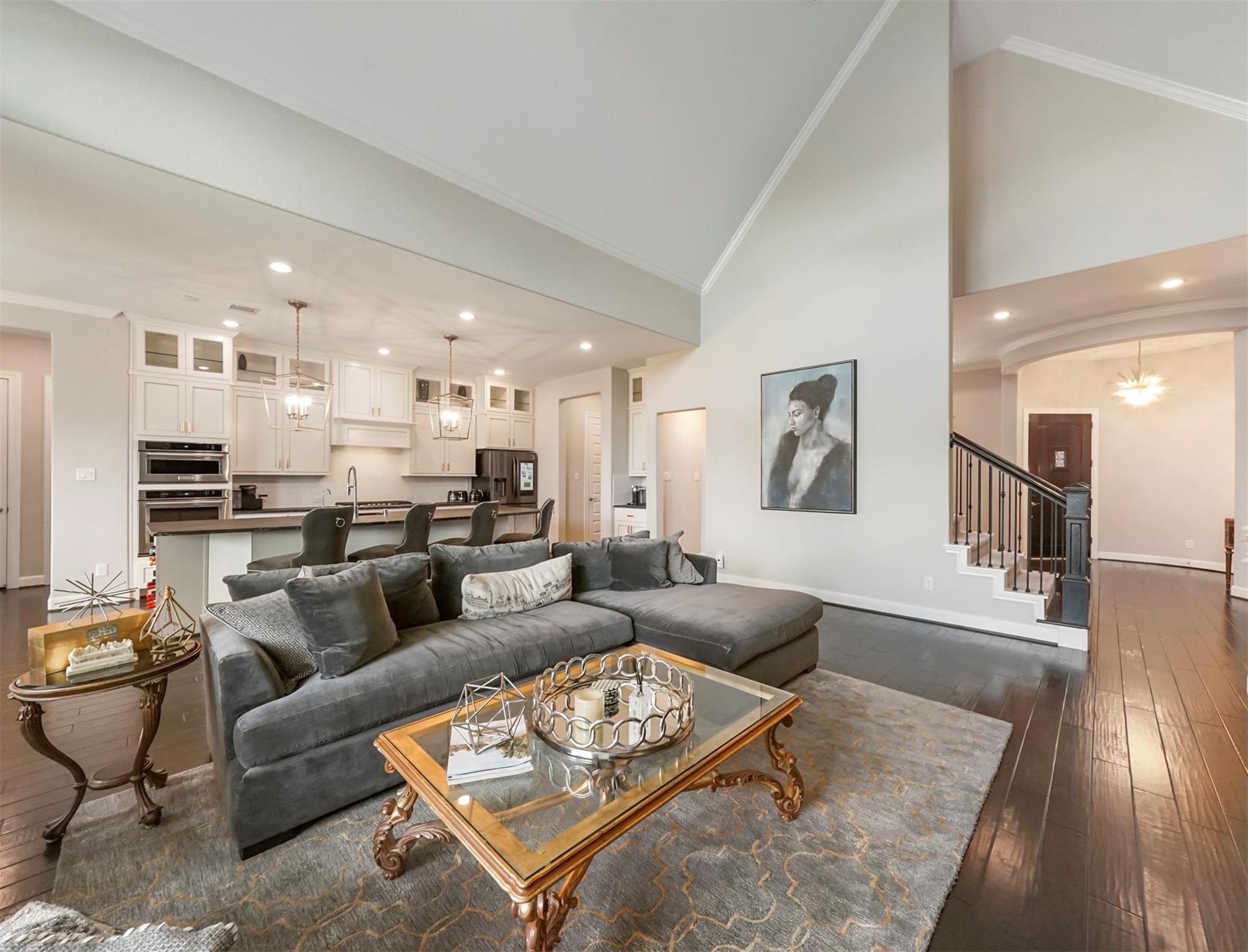 27 Crown Trail