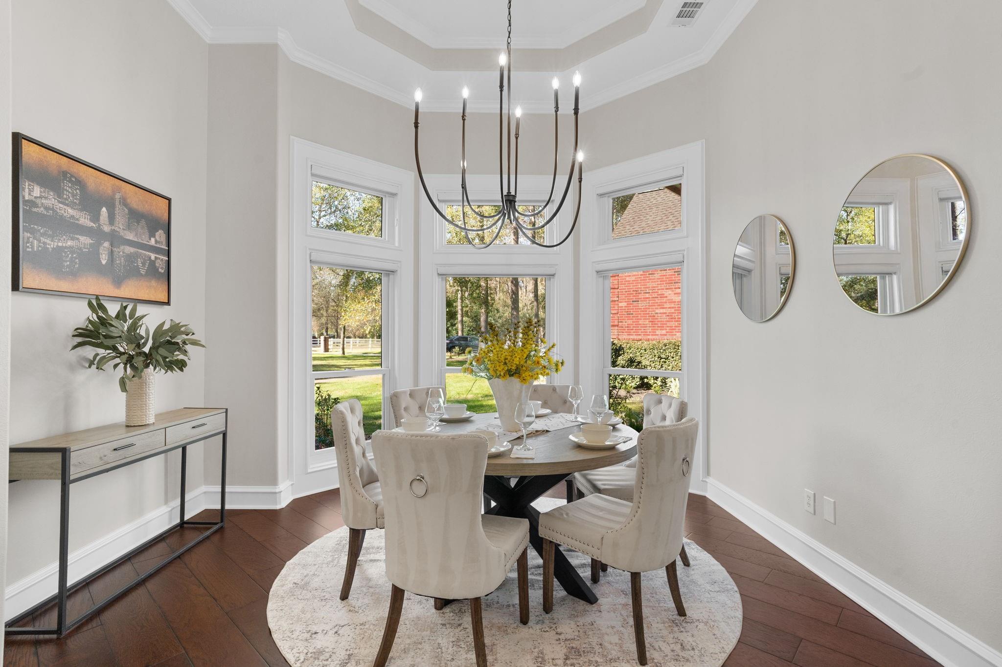 11302 Lake Forest Drive