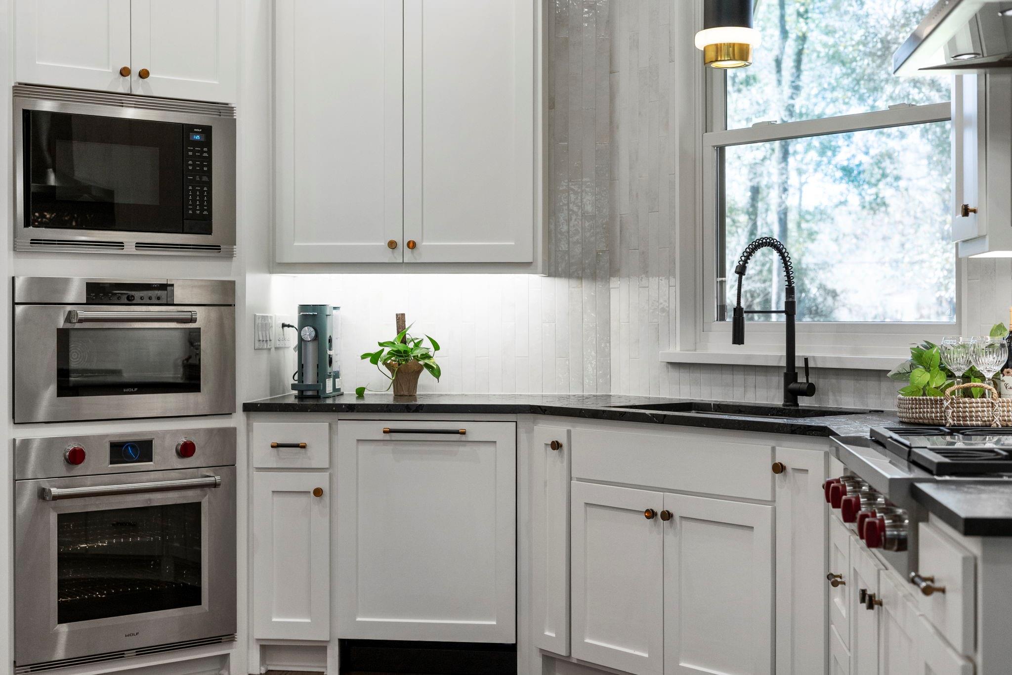 11302 Lake Forest Drive