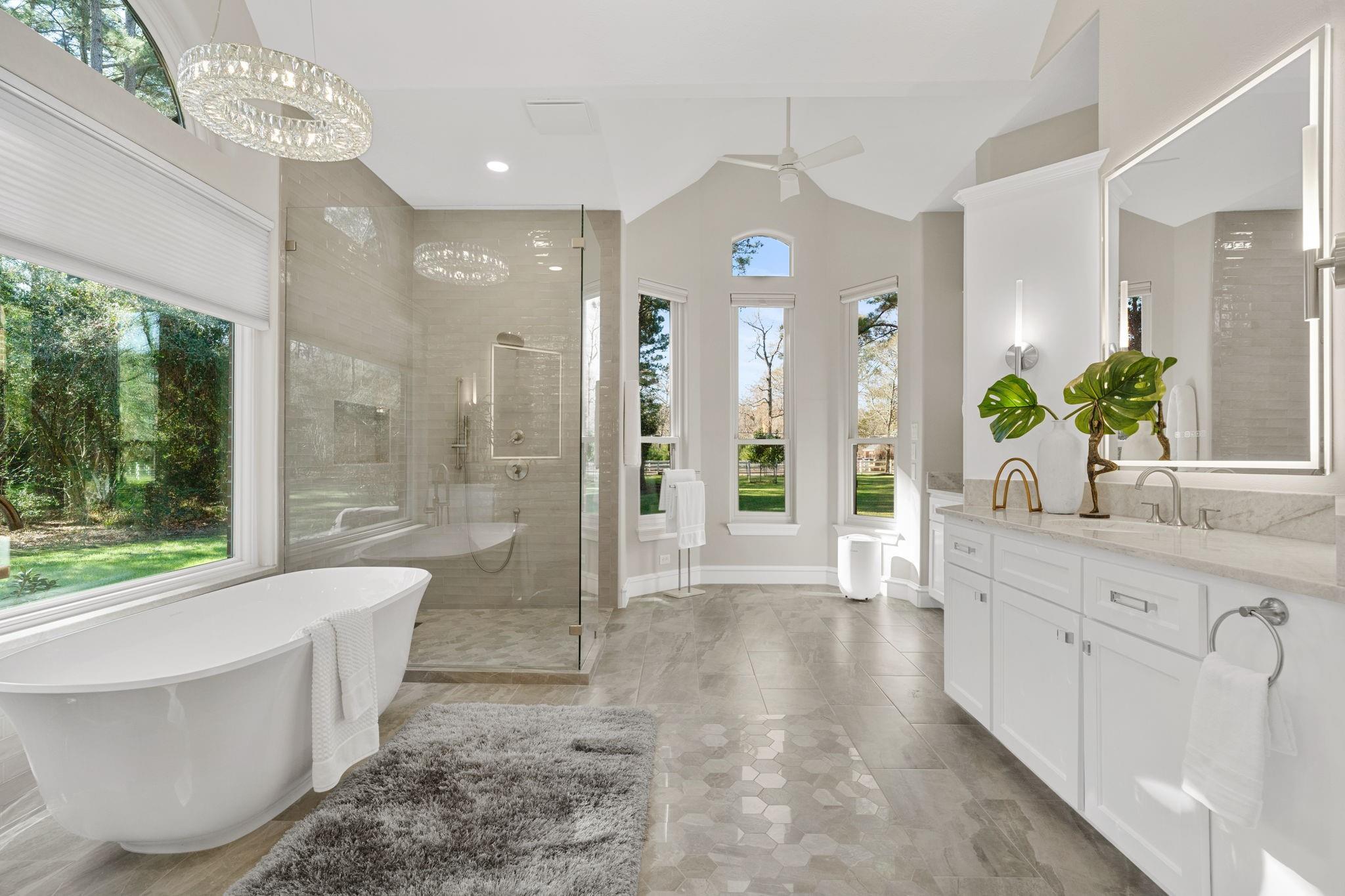 11302 Lake Forest Drive