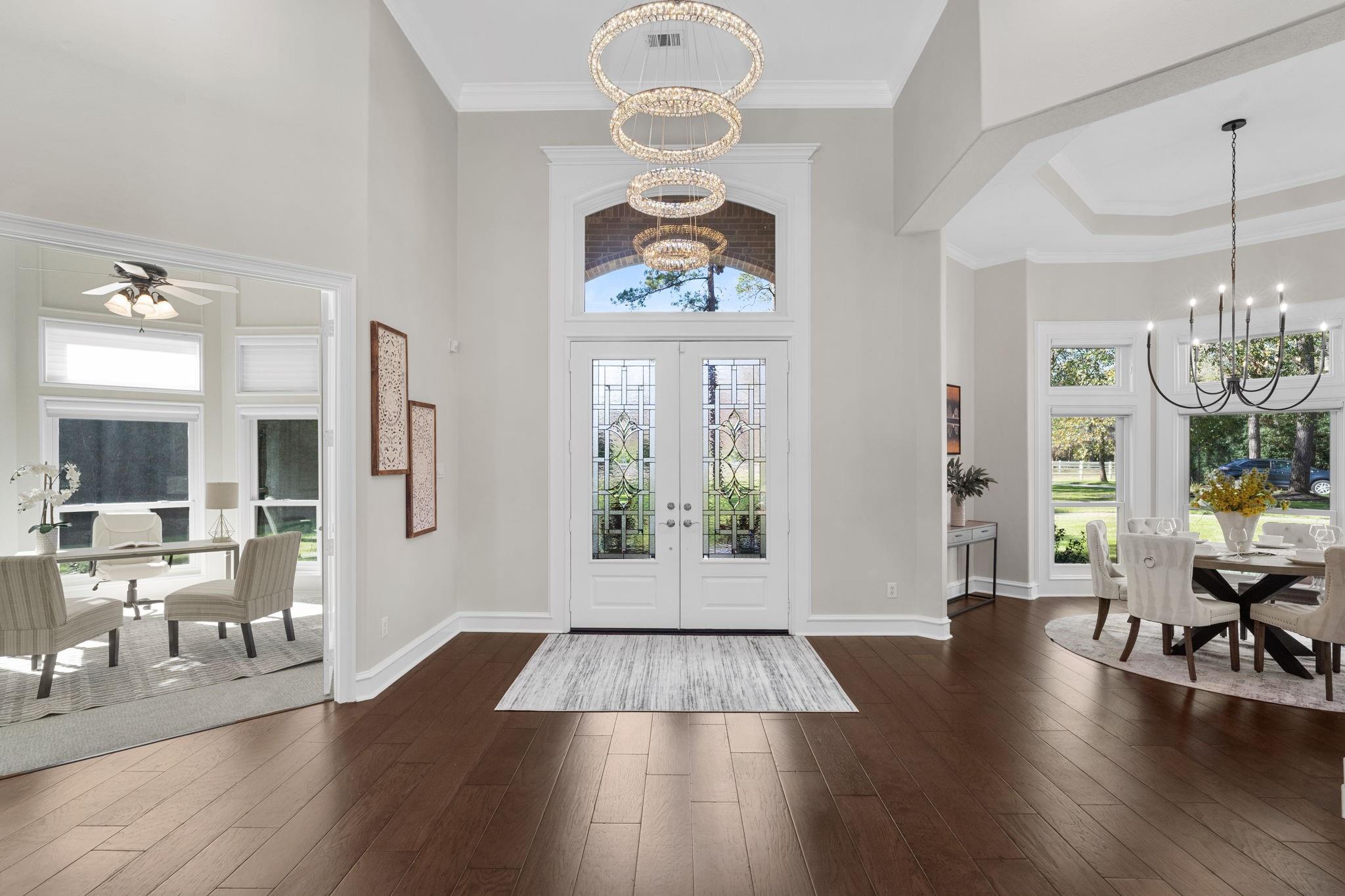 11302 Lake Forest Drive