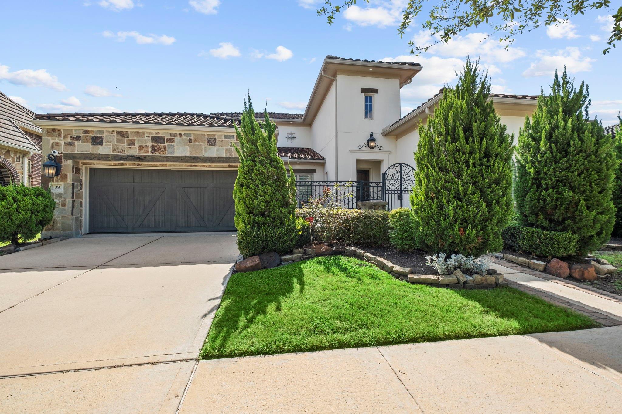 39 Quiet Vista Drive
