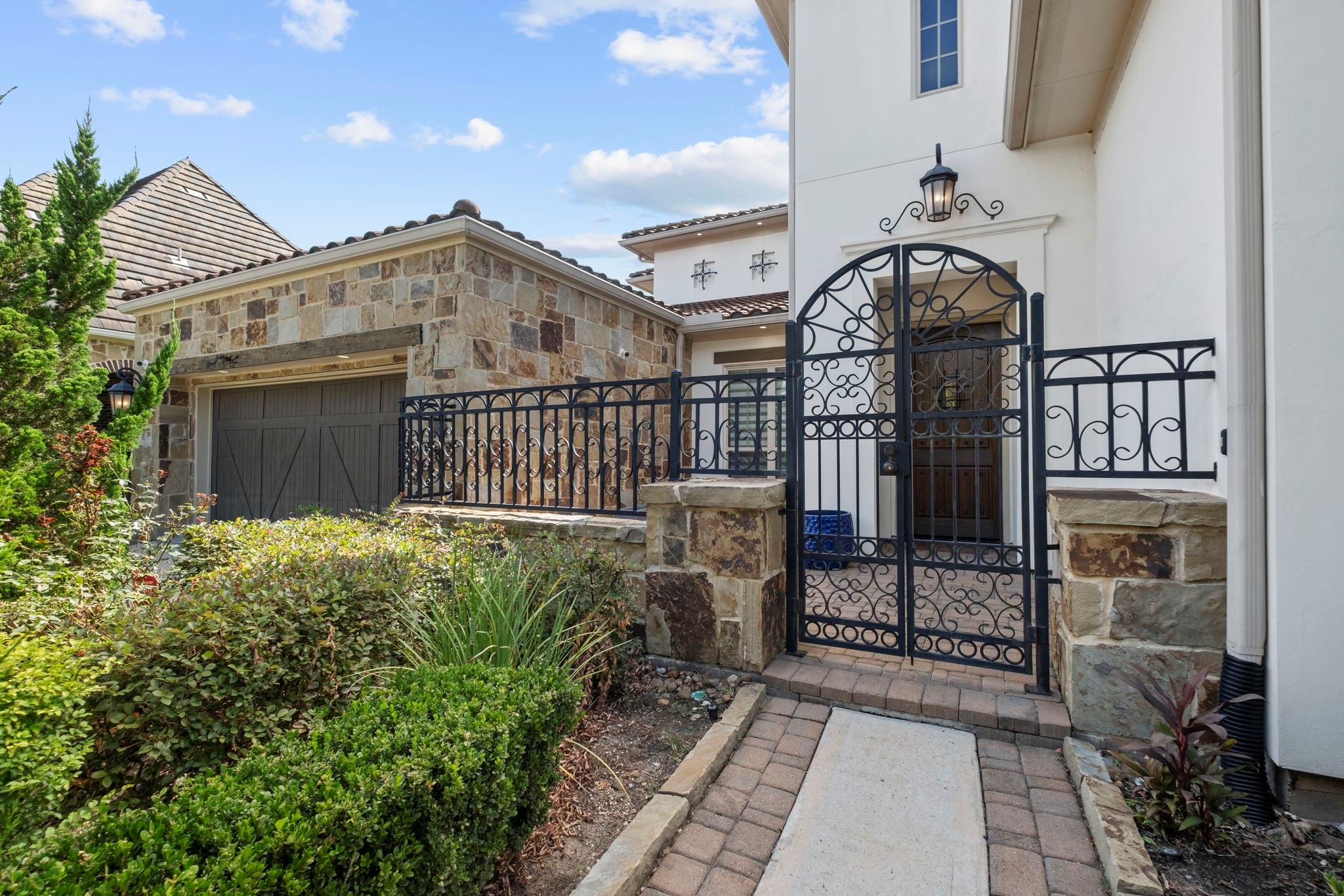 39 Quiet Vista Drive