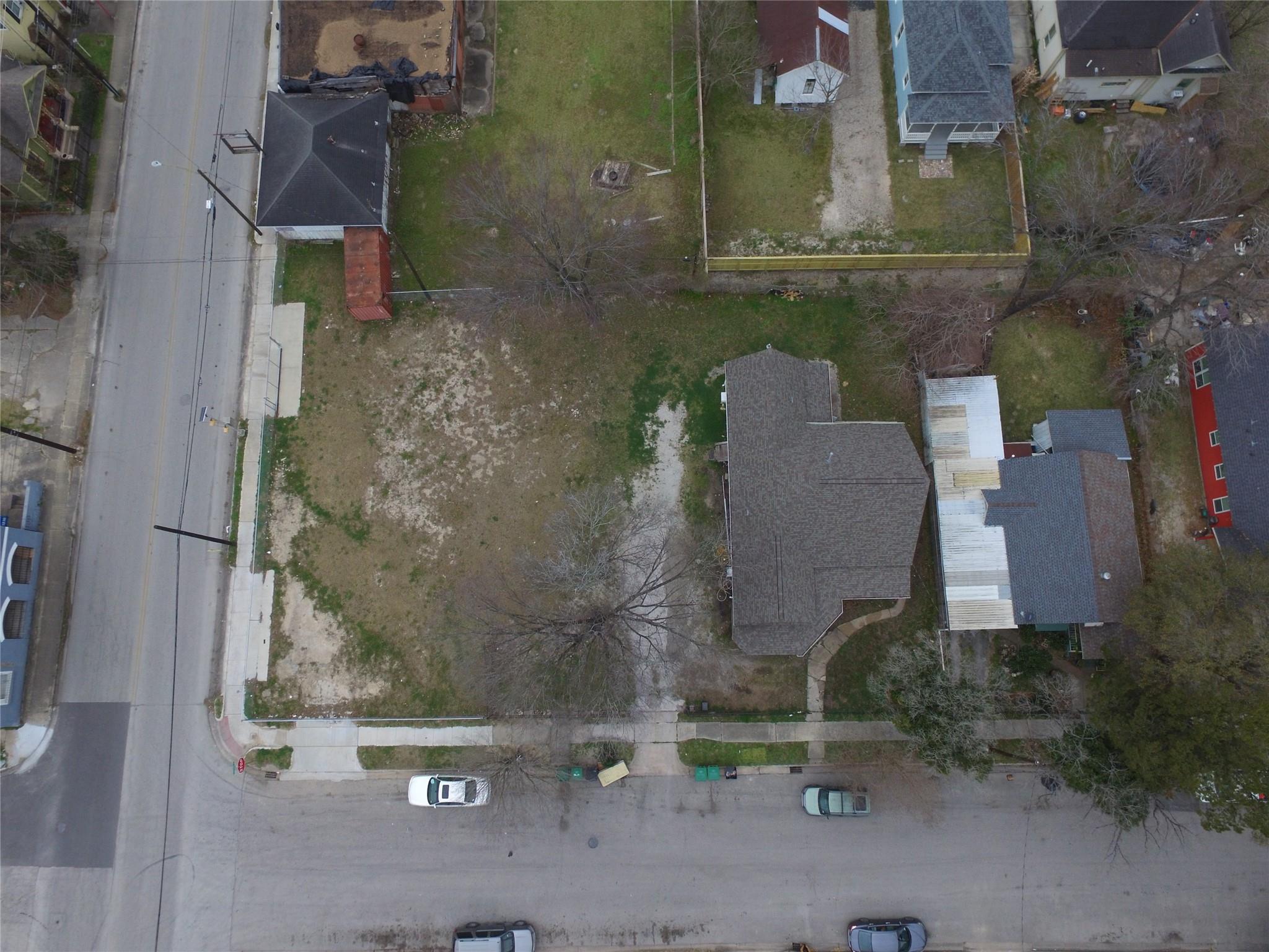 1903 Chapman Street