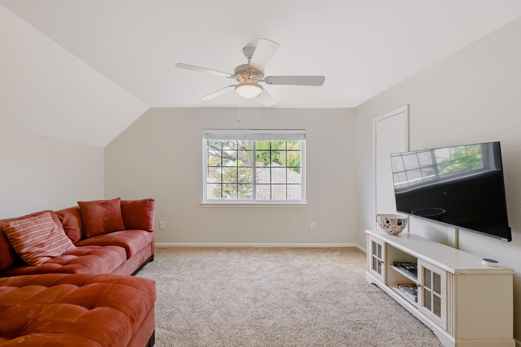 3507 Rolling Green Lane
