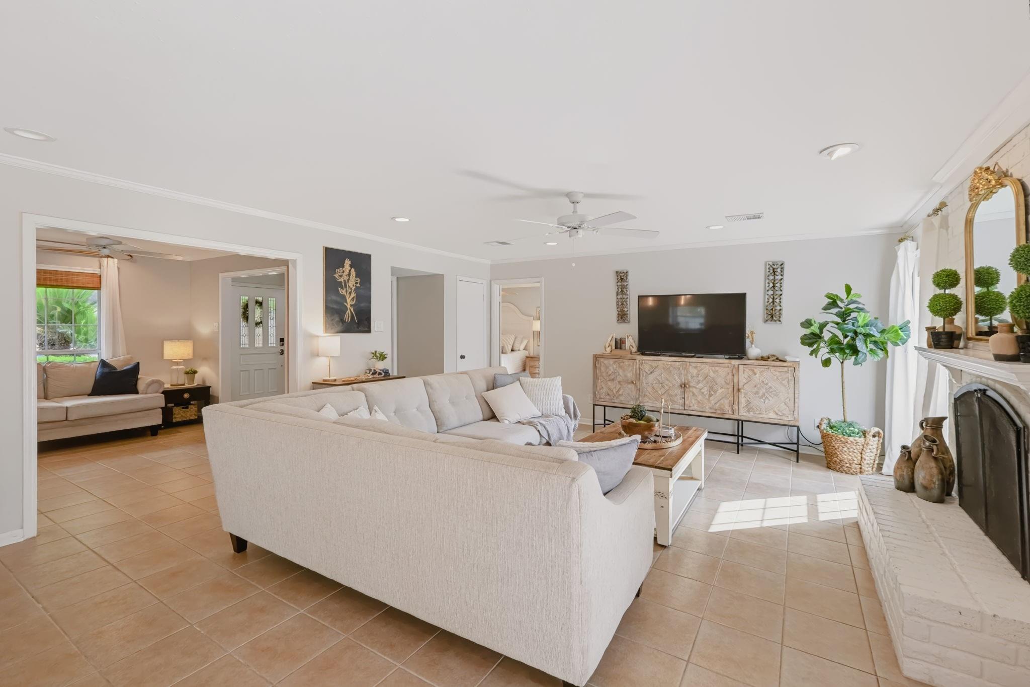 3507 Rolling Green Lane
