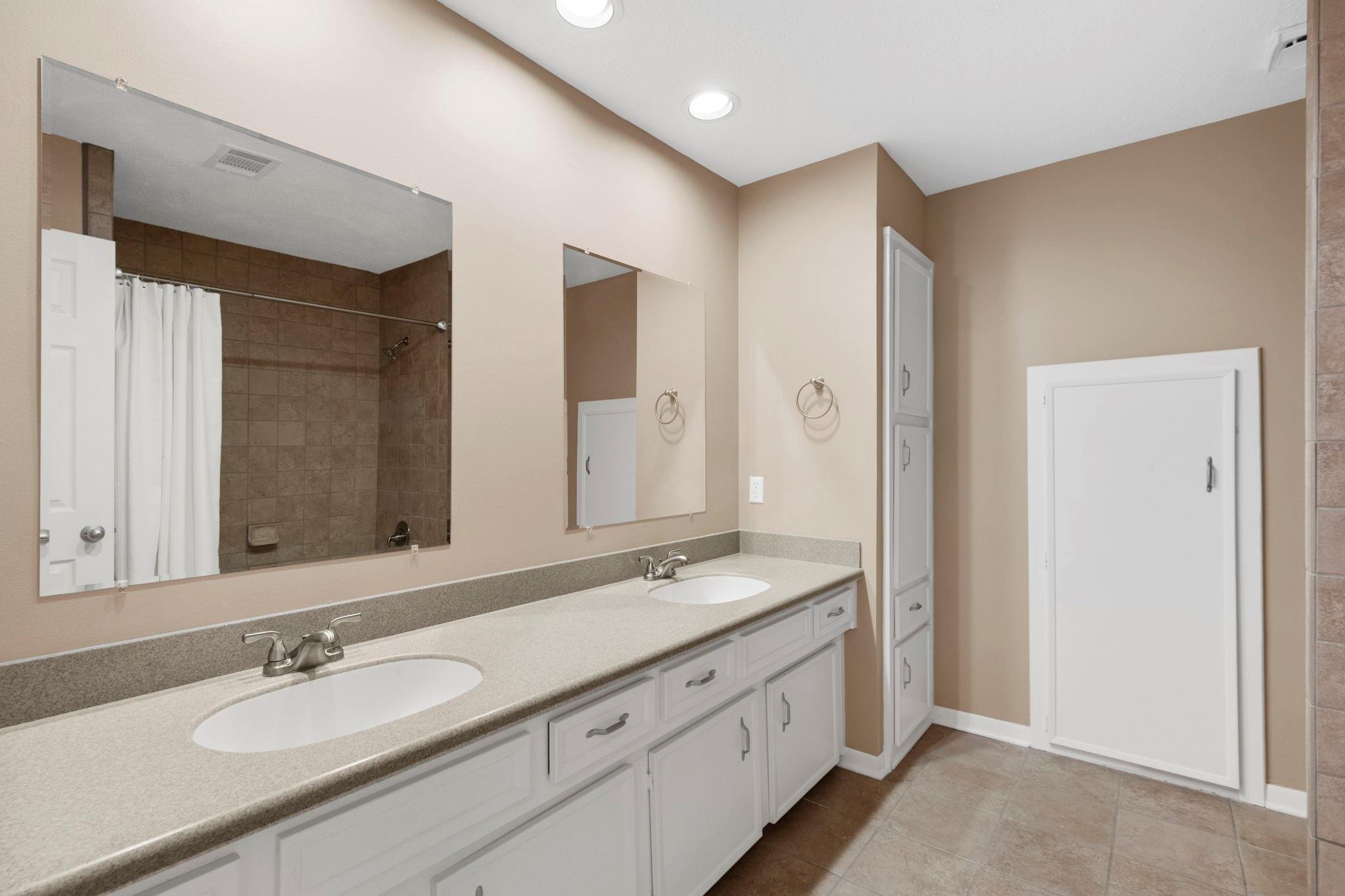 2803 Edgewood Drive