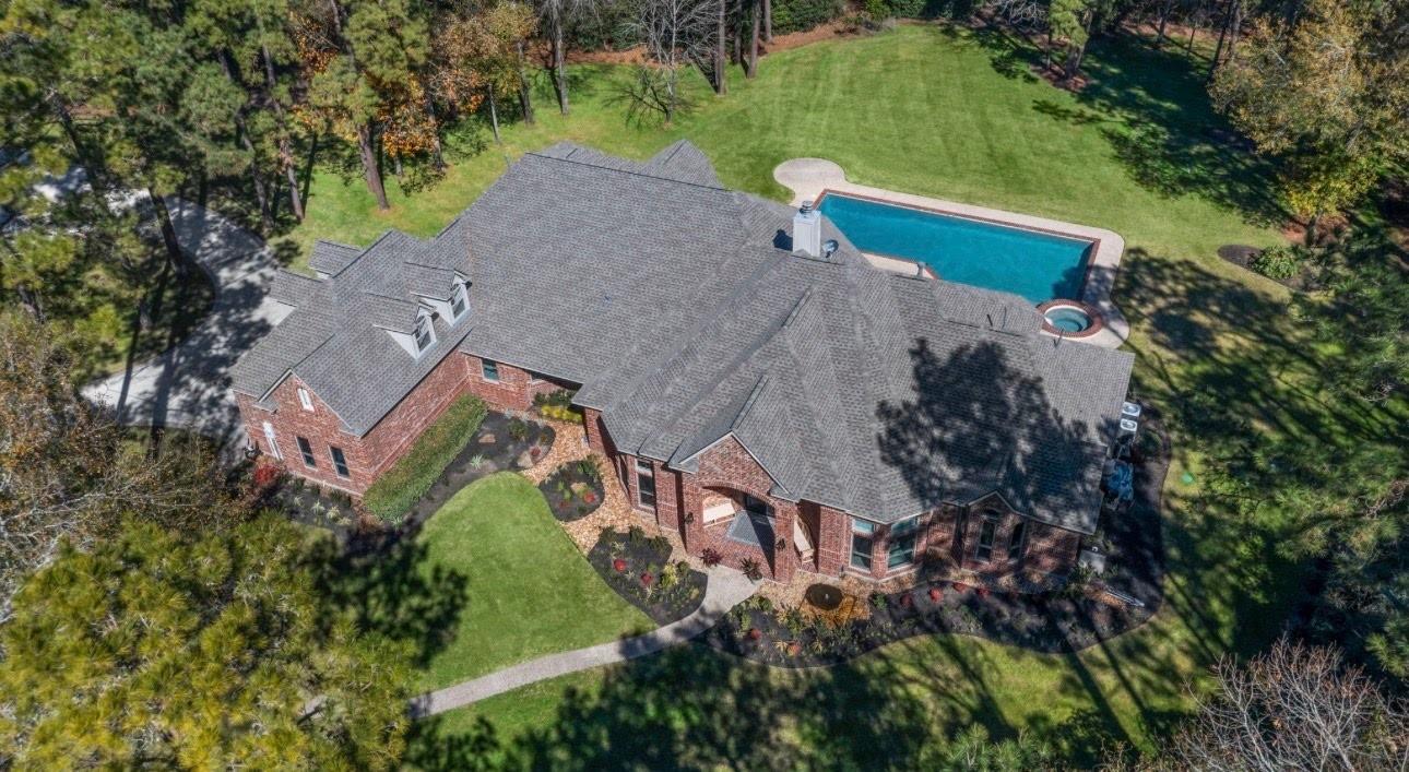 11302 Lake Forest Drive