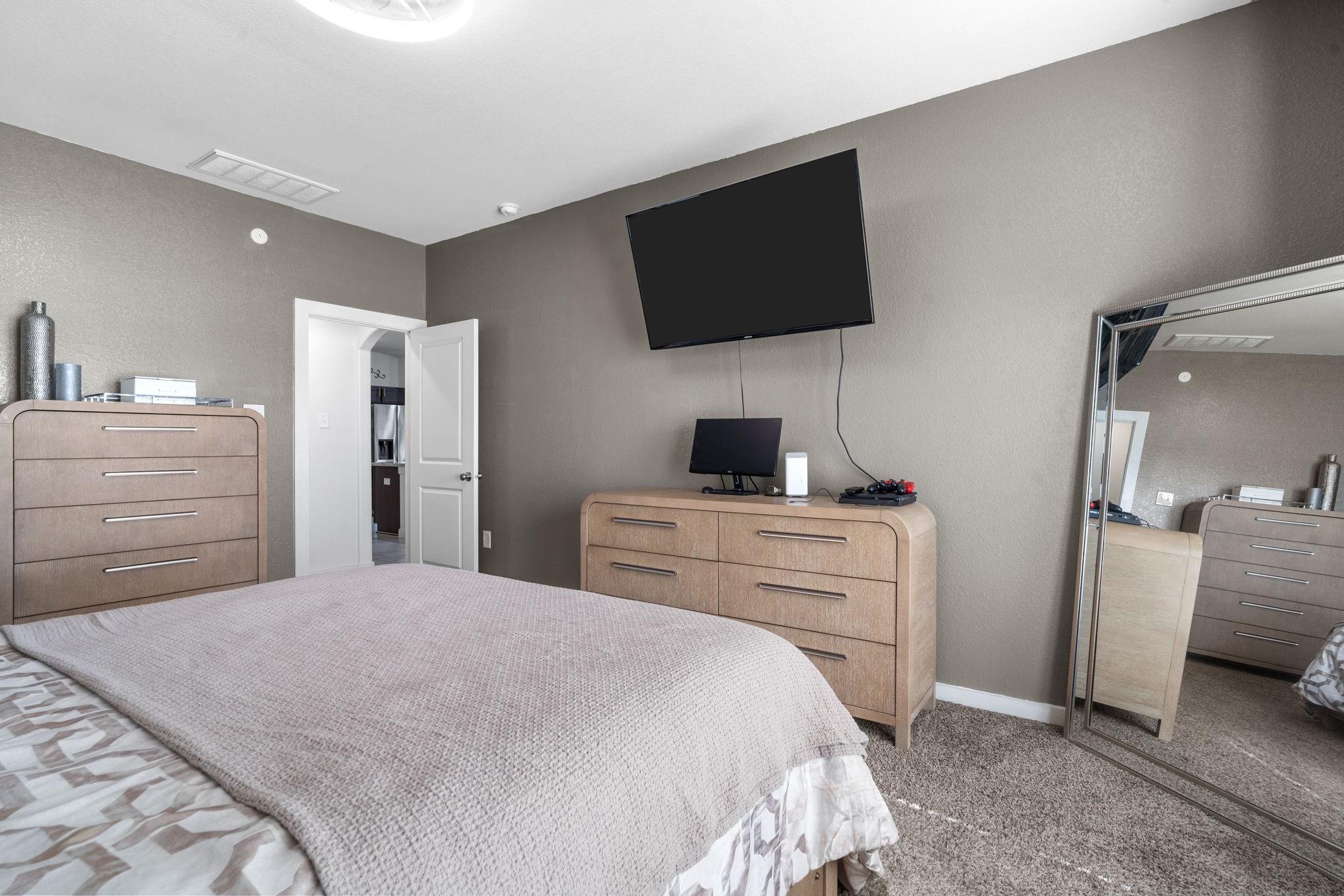 6819 Altadena Drive