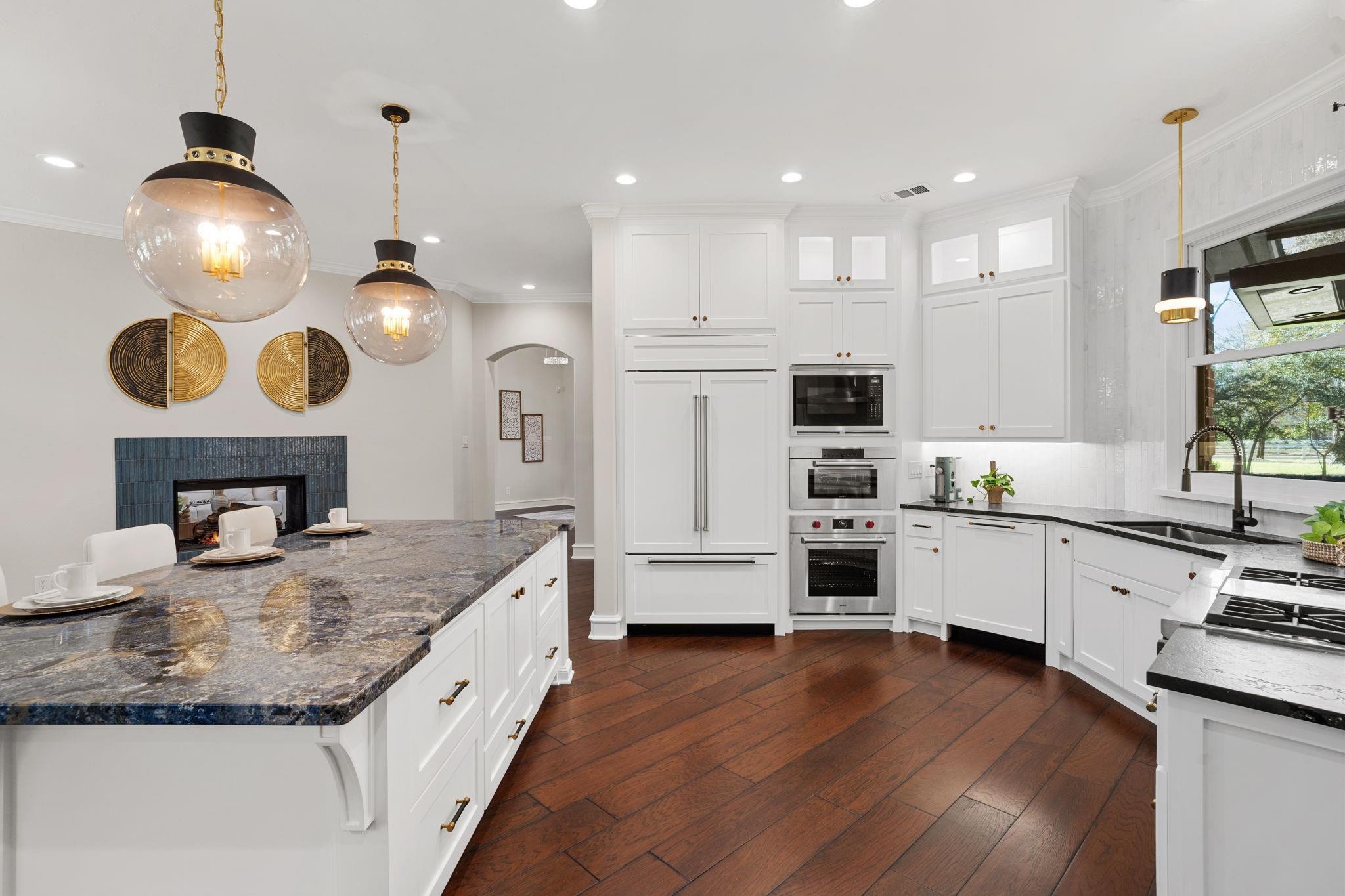 11302 Lake Forest Drive