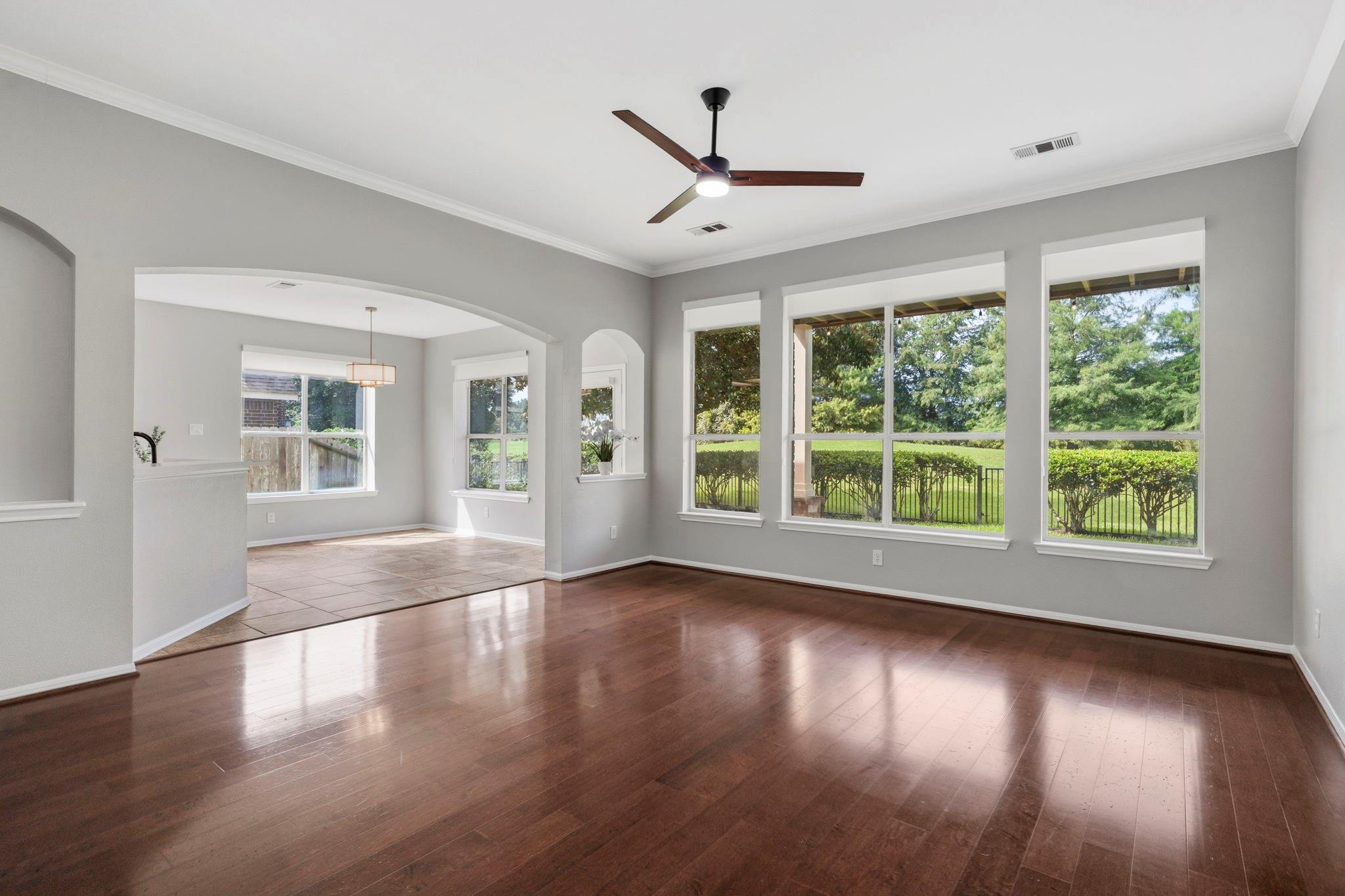 3427 Powell Way