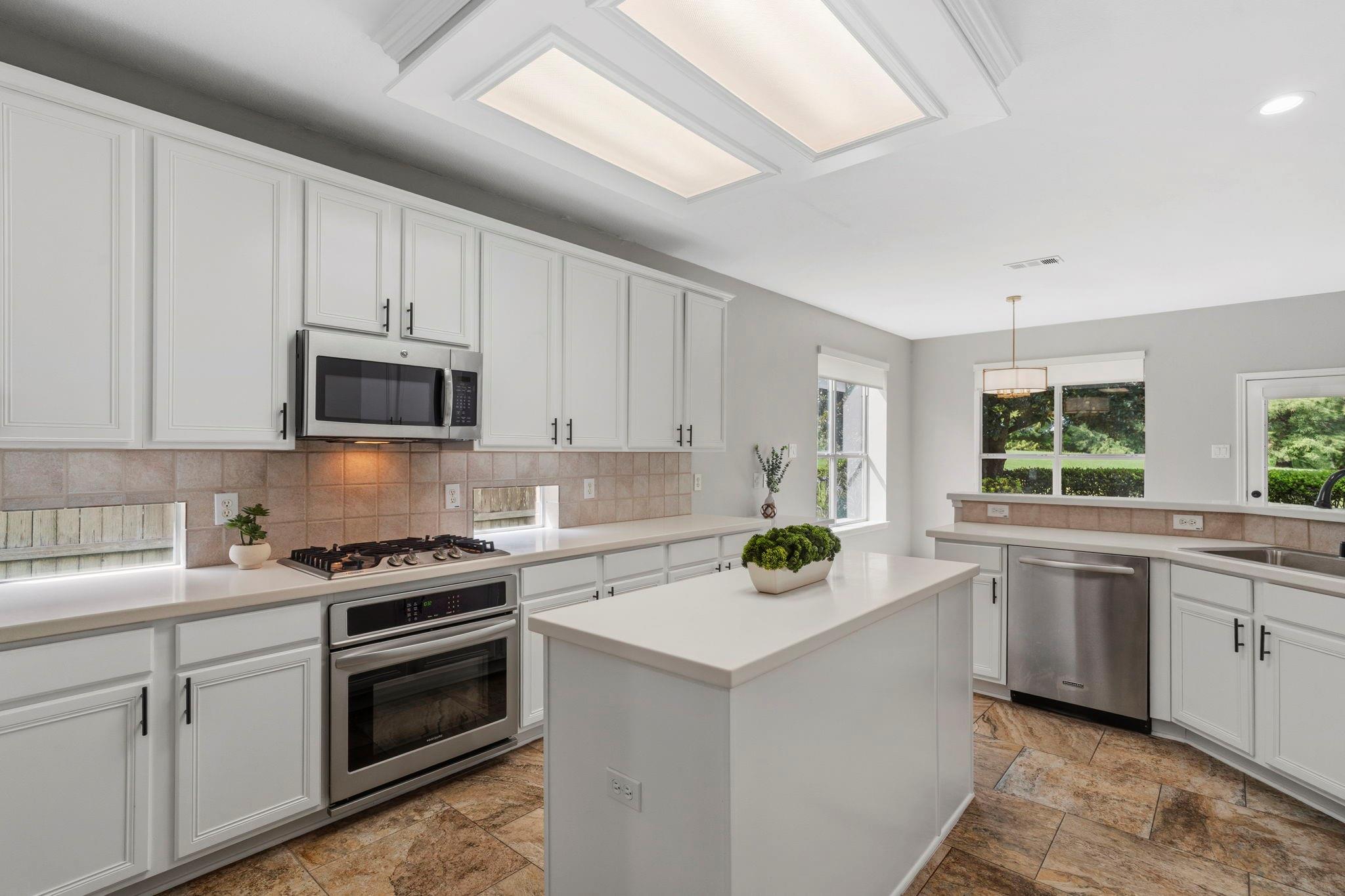 3427 Powell Way