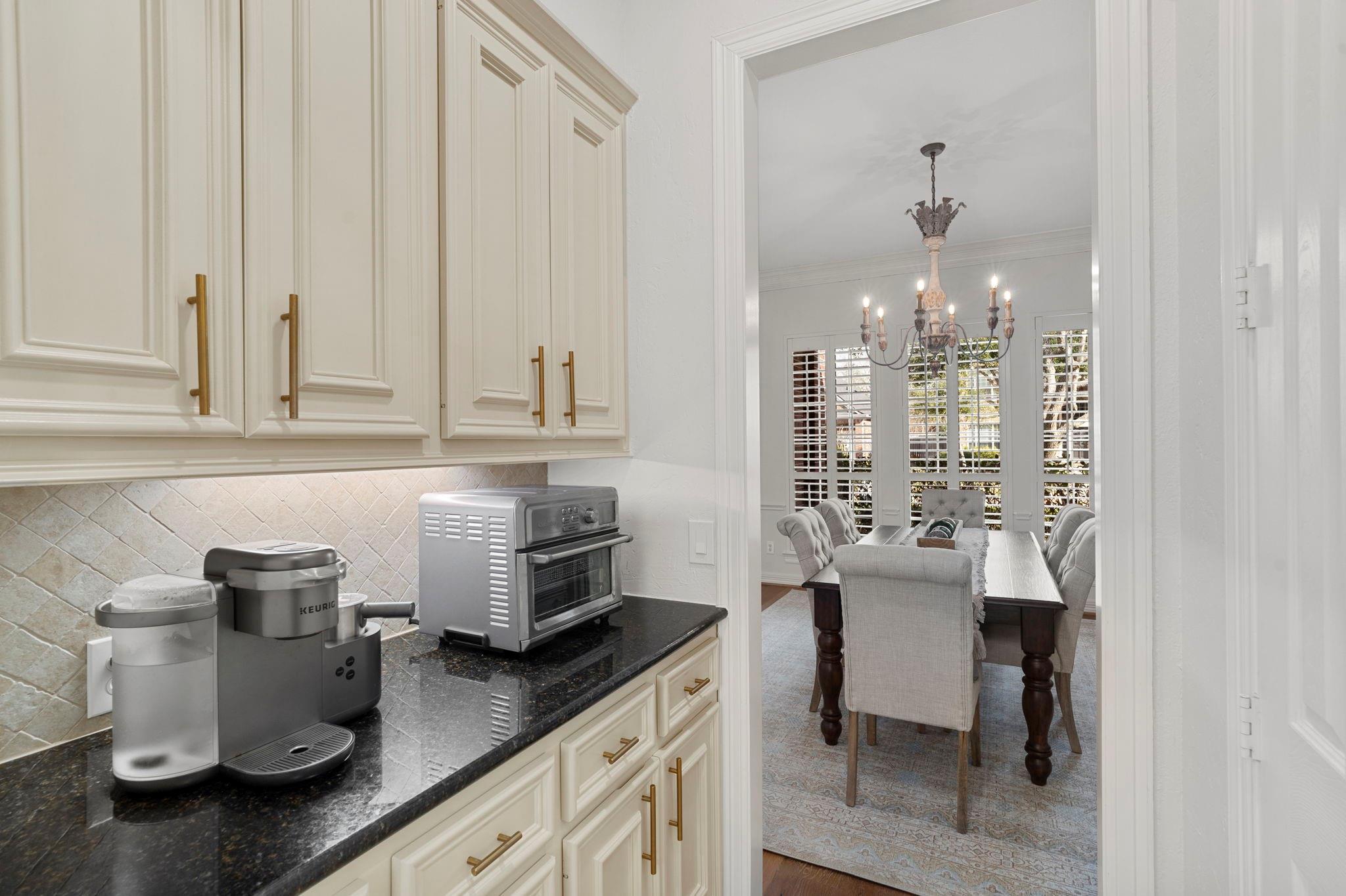 3411 Long Barrow Lane