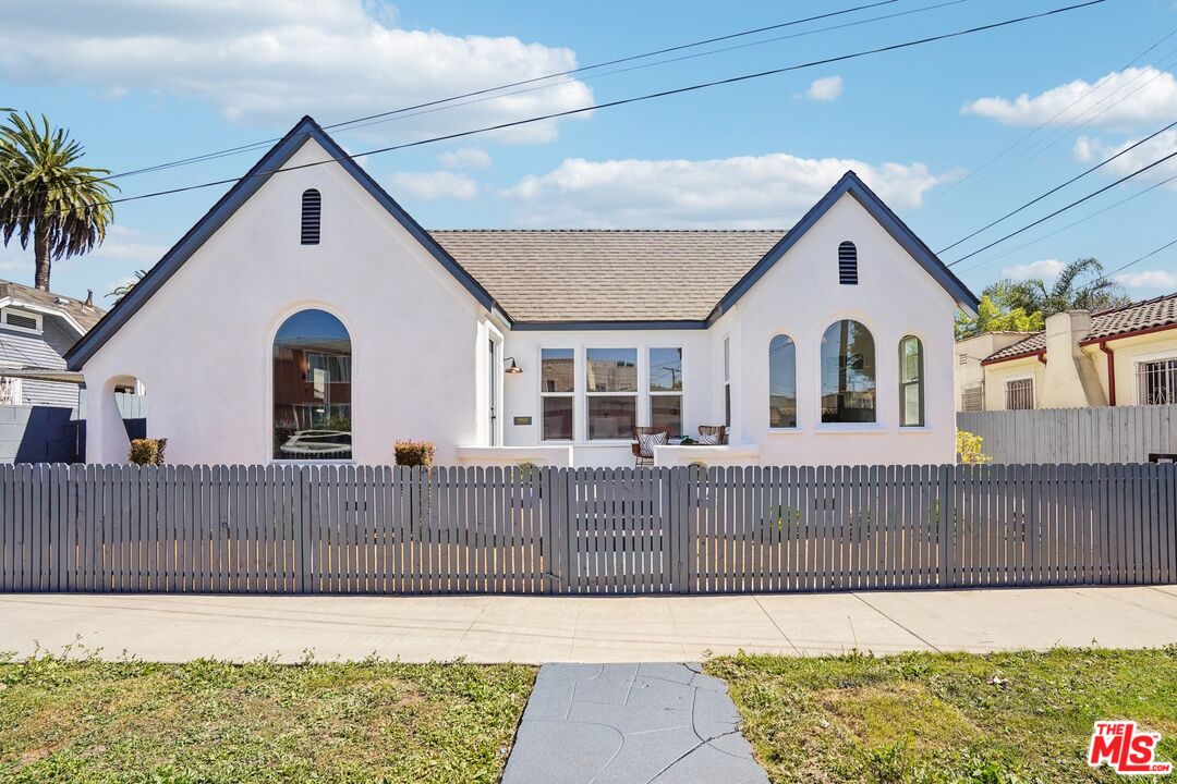 4438 W 28th St