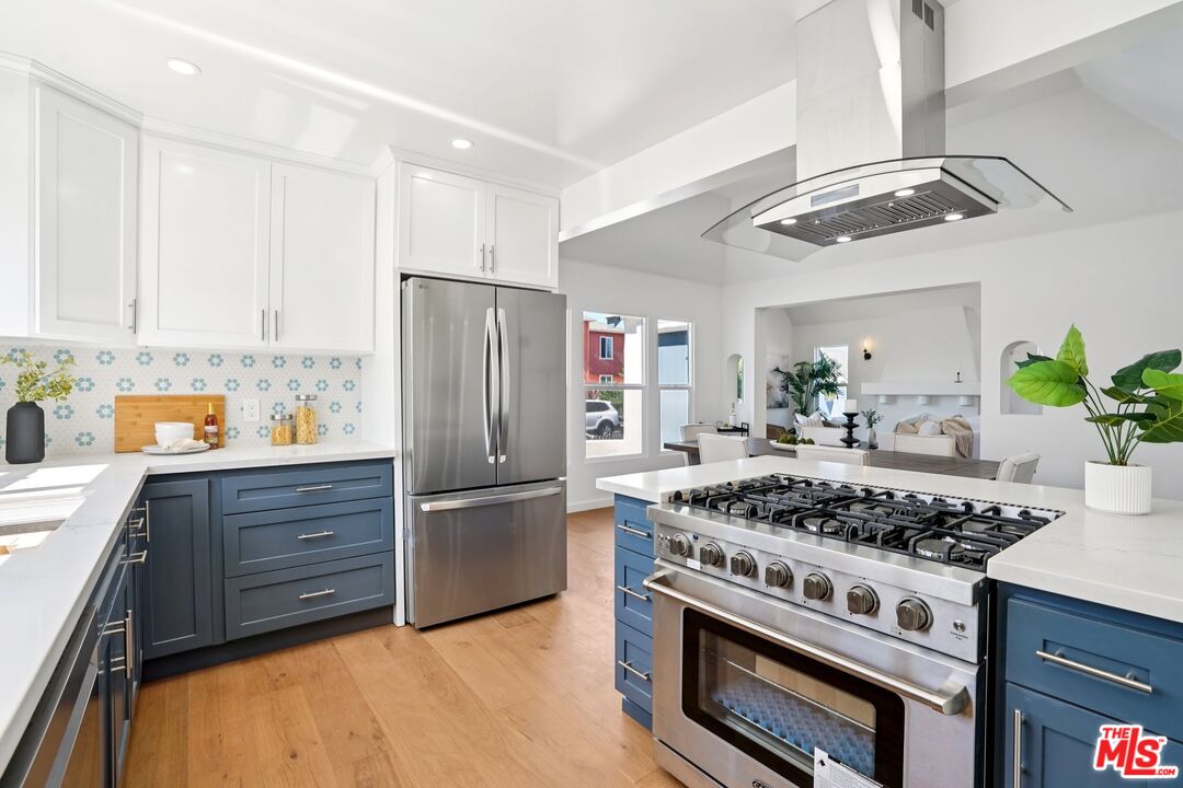 4438 W 28th St