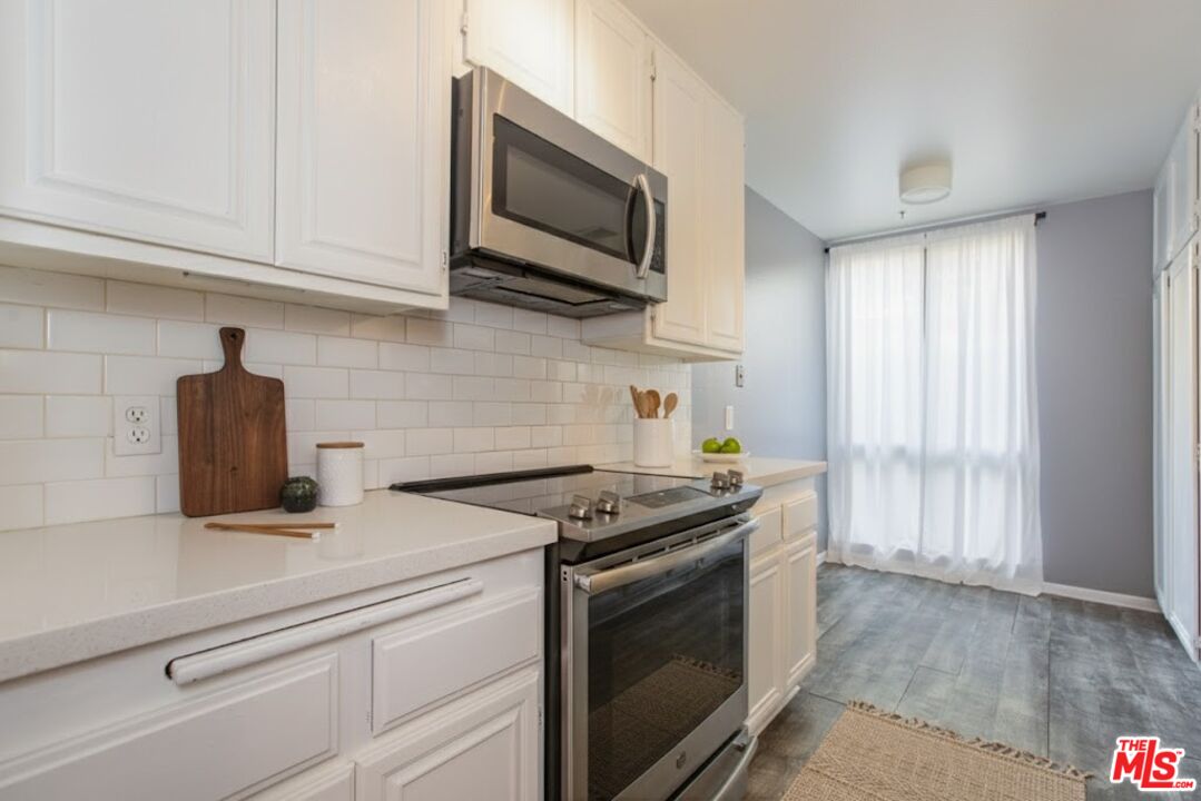 4041 Via Marisol Unit: 111