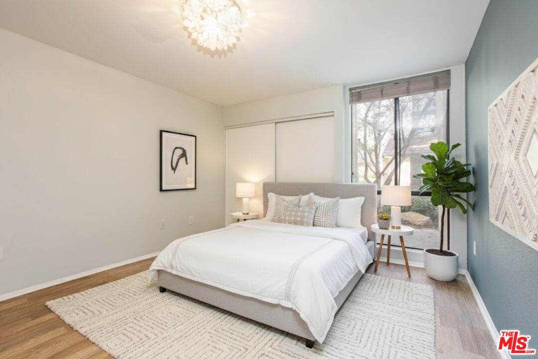 4041 Via Marisol Unit: 111