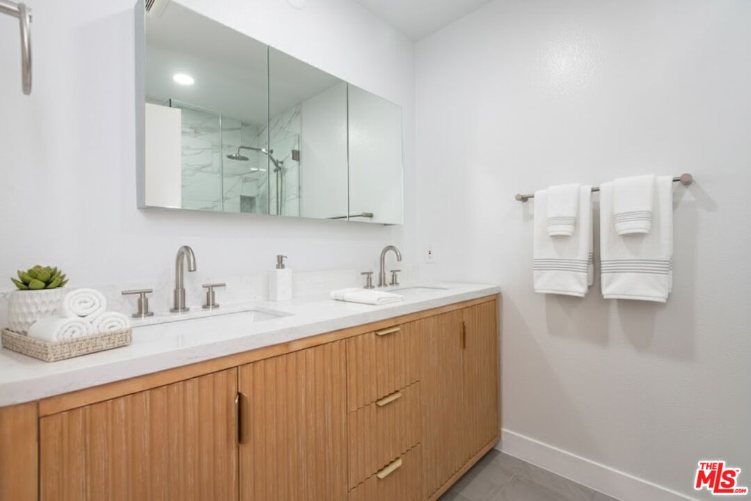 4041 Via Marisol Unit: 111