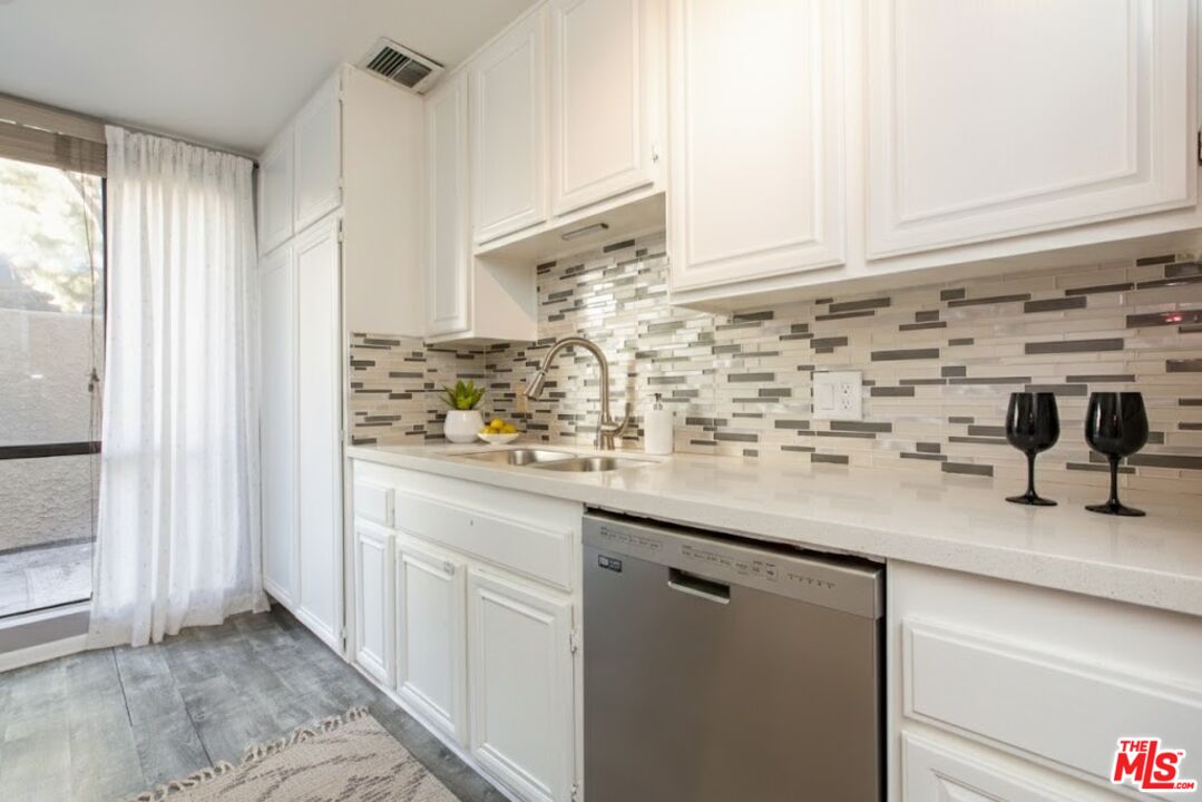 4041 Via Marisol Unit: 111