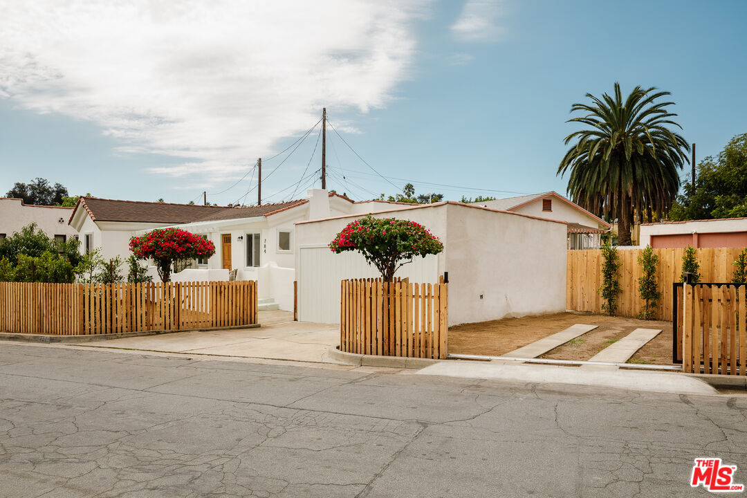 784 Elmira St