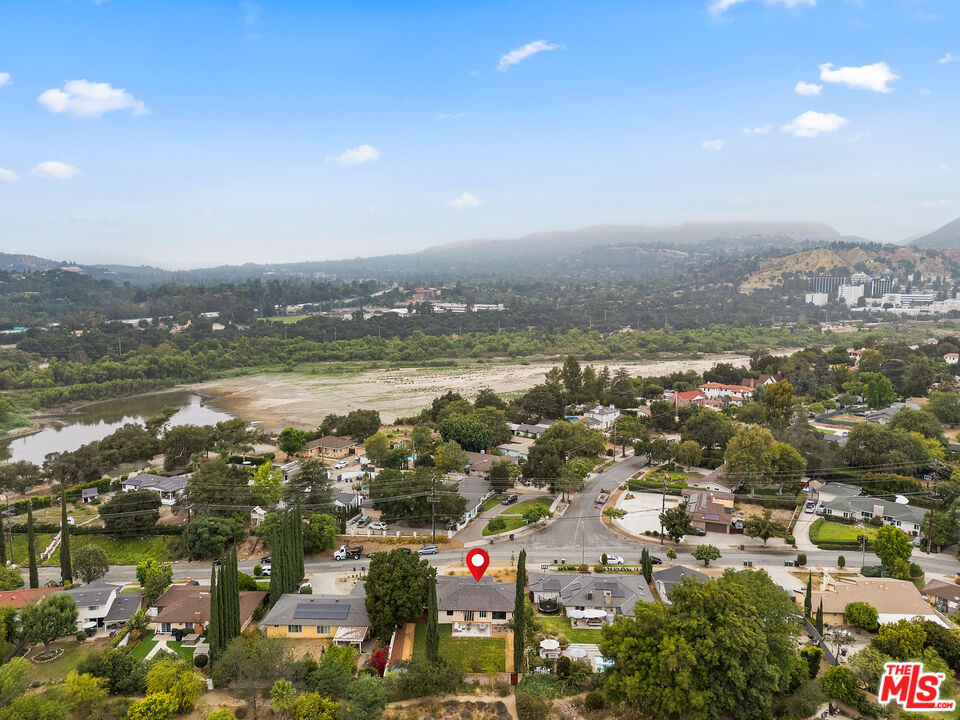 974 La Canada Verdugo Rd